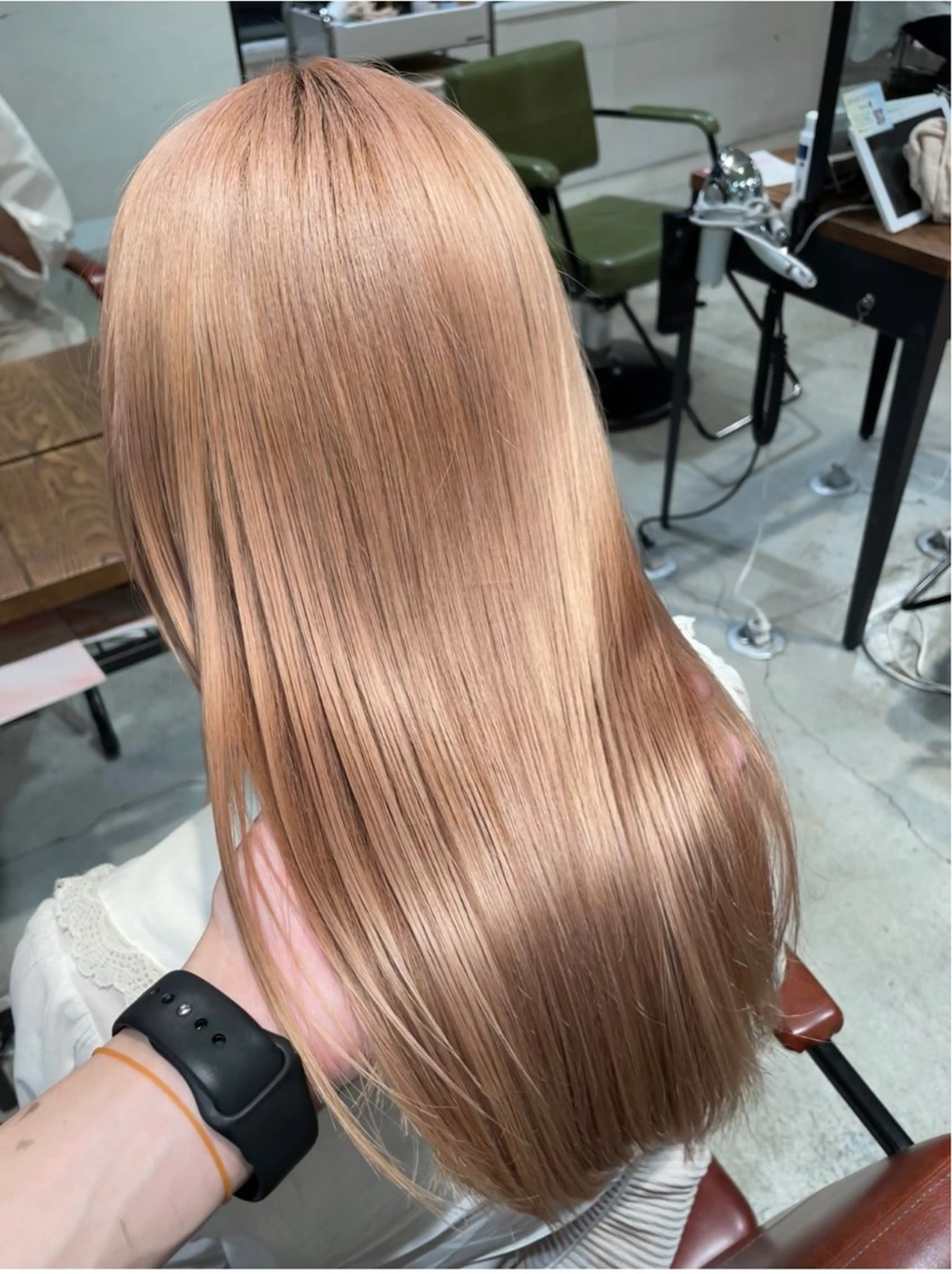 カラー 韓国顔まわり/前髪 /レイヤー/いつきのヘアスタイル