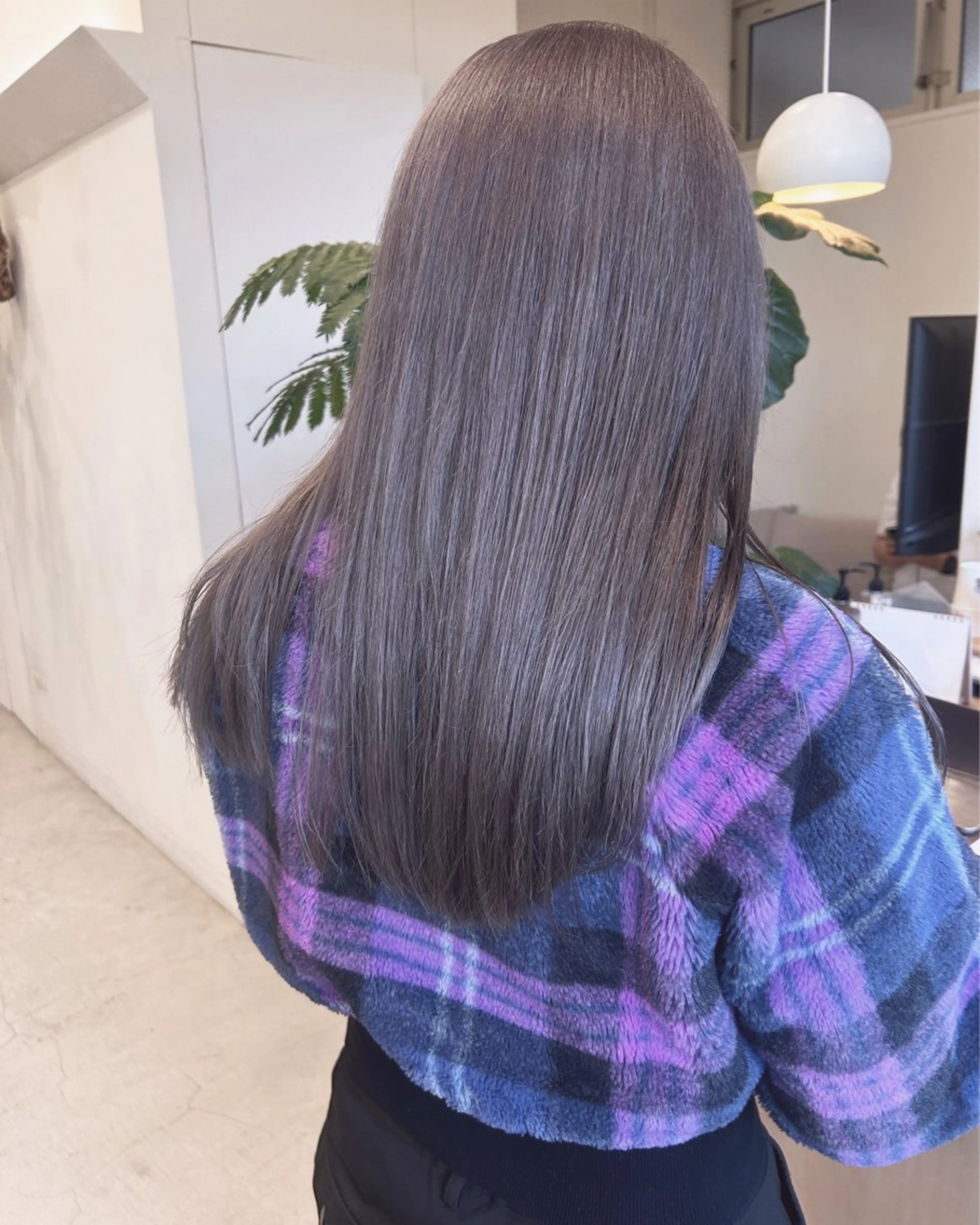 ロング カラー 💛🤍U too e’s 鎌倉🧸のヘアスタイル