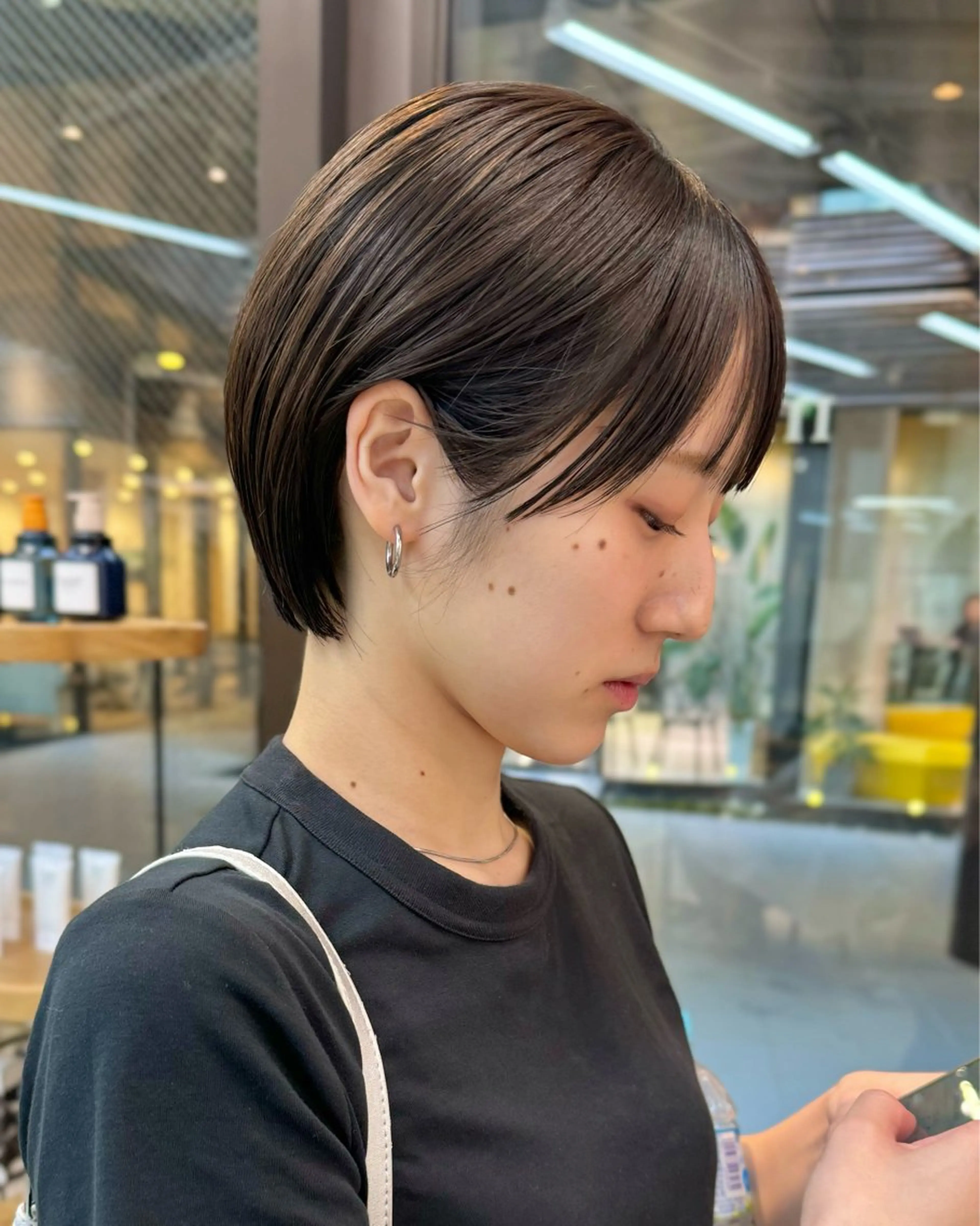 ショート カラー 丸みショート 透明感カラー ショートヘア カット ヘアカラー トリートメント mee.表参道所属・ボブ/ショート /パーマ/shinのヘアスタイル