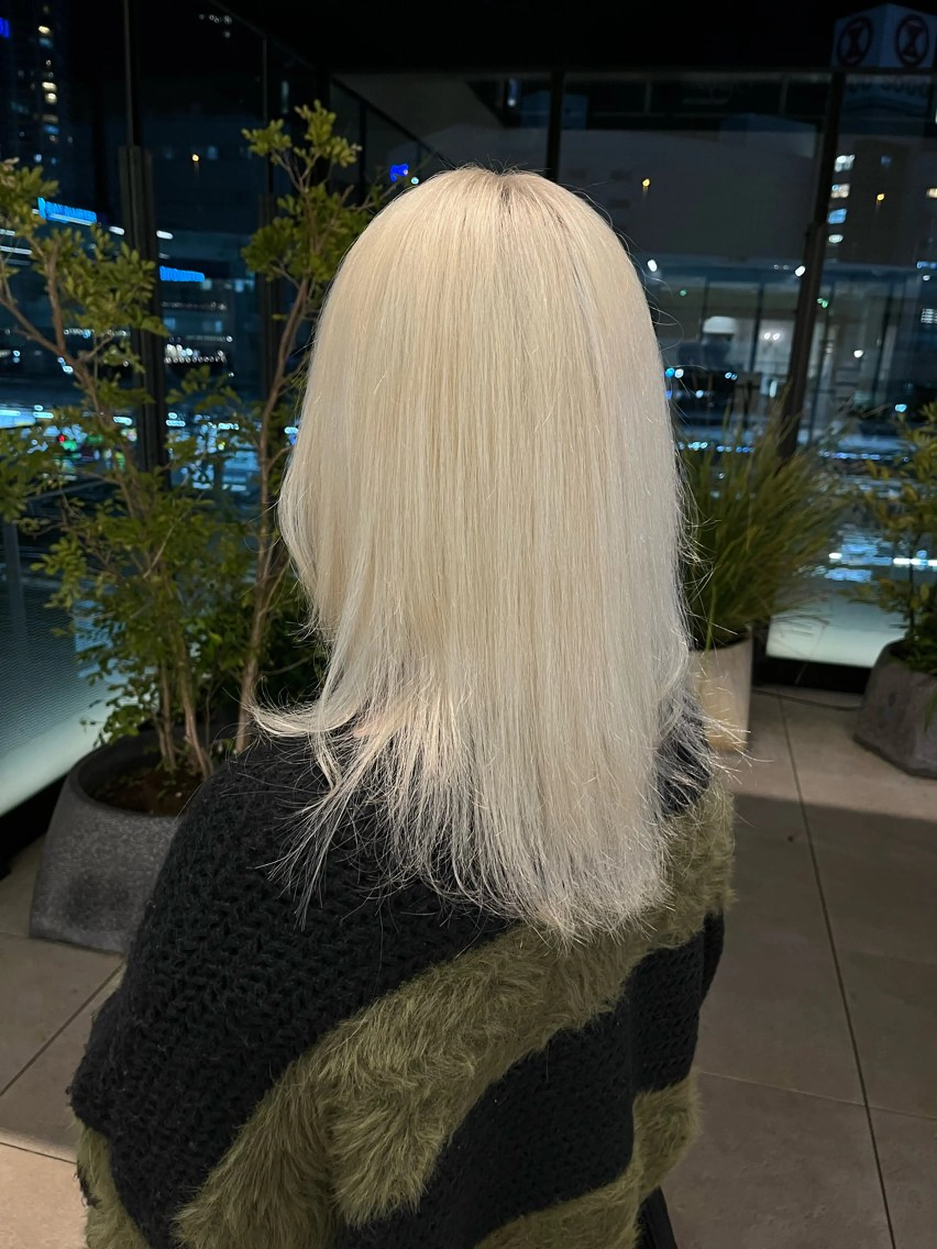 カラー Violet 横浜店所属・Violet 岡本 葵のヘアスタイル