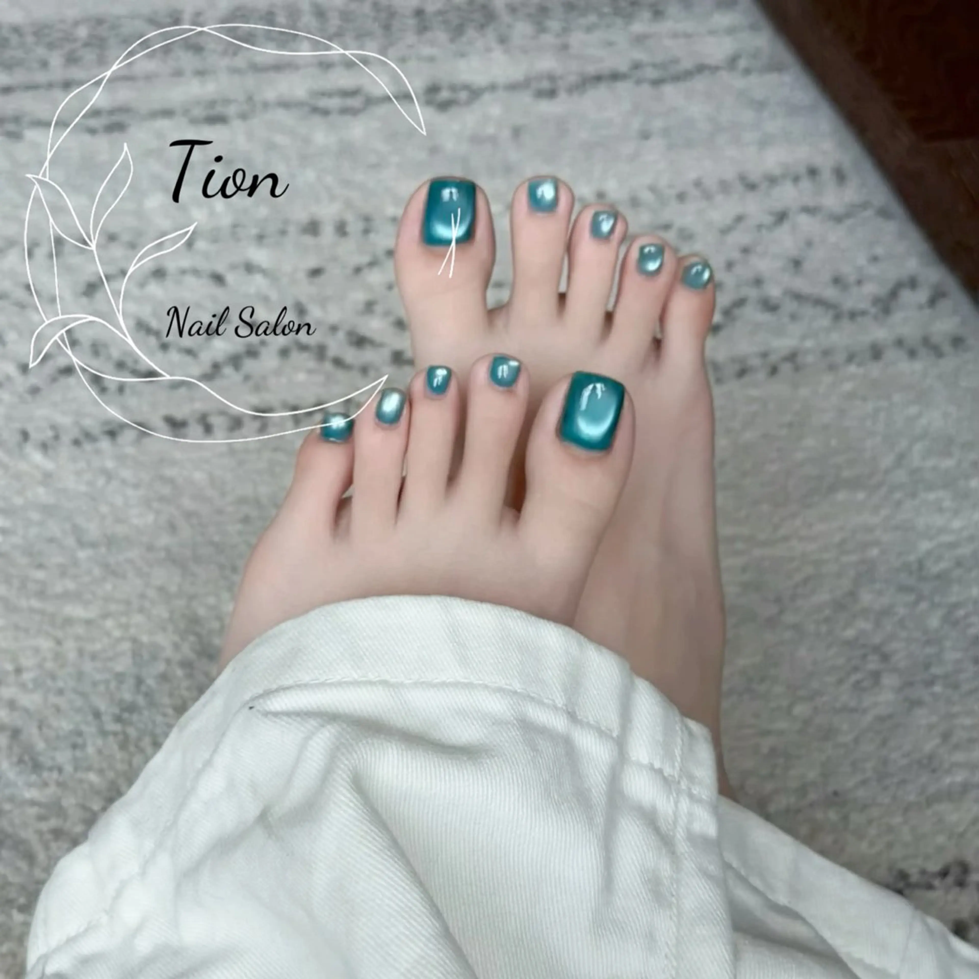 【Foot】話題ネイル★プルプルビー玉マグネットワンカラー¥2900の写真