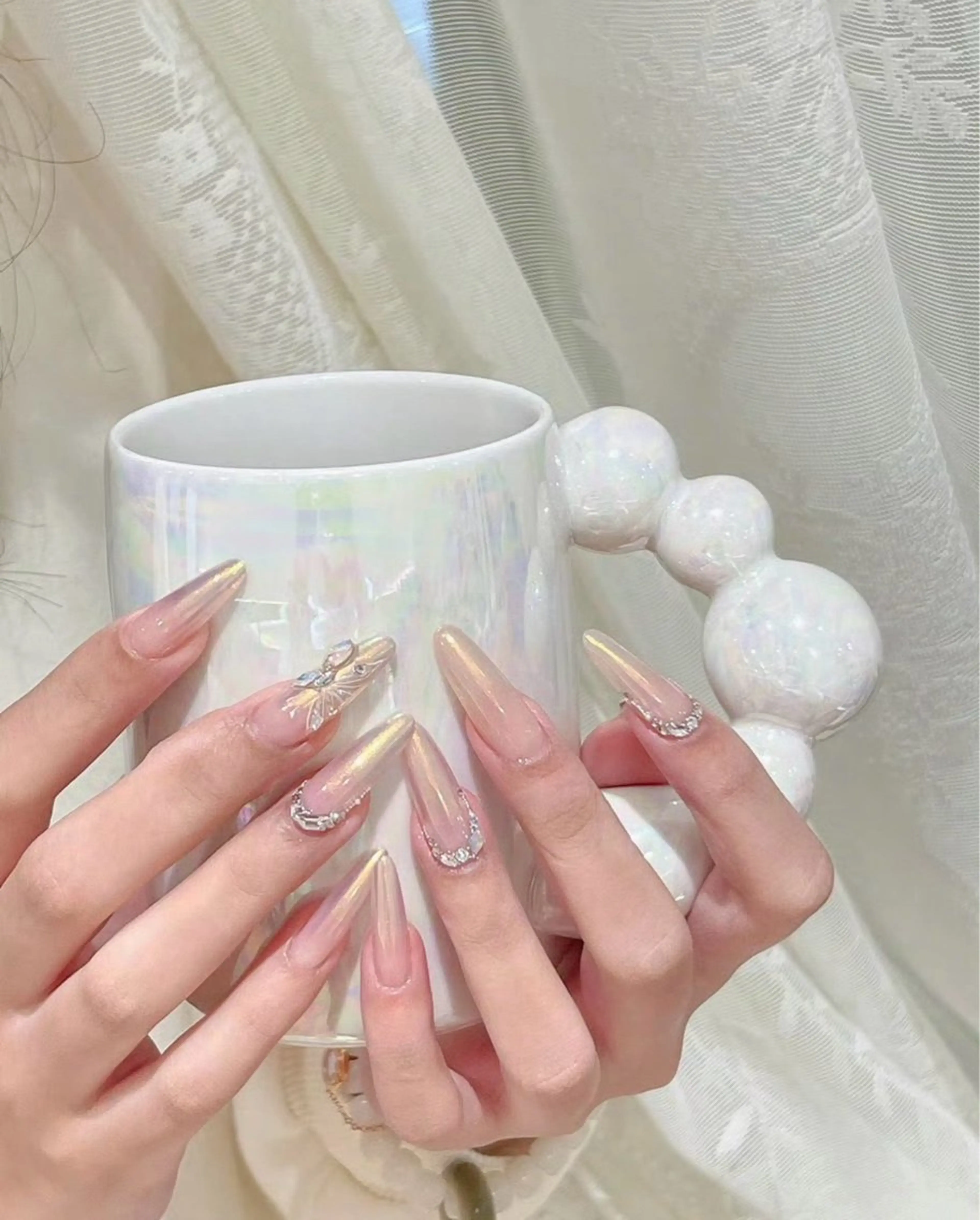 ネイル ETELUNA Nail 銀座店【パラジェル/フィルイン/チップスカルプ/マグネット/ニュアンス】所属・周 テイのネイルデザイン