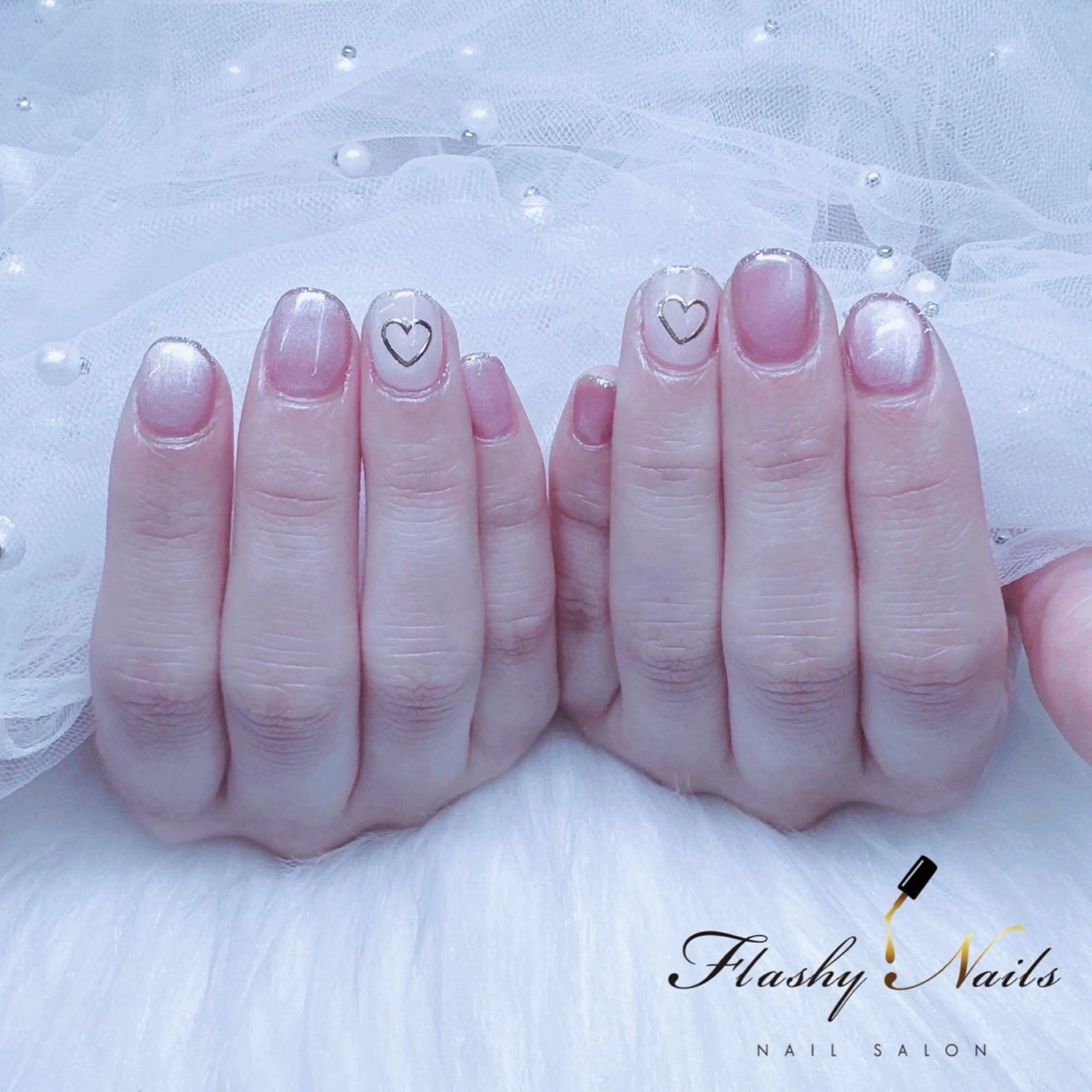 ネイル Flashy Nailsのネイルデザイン