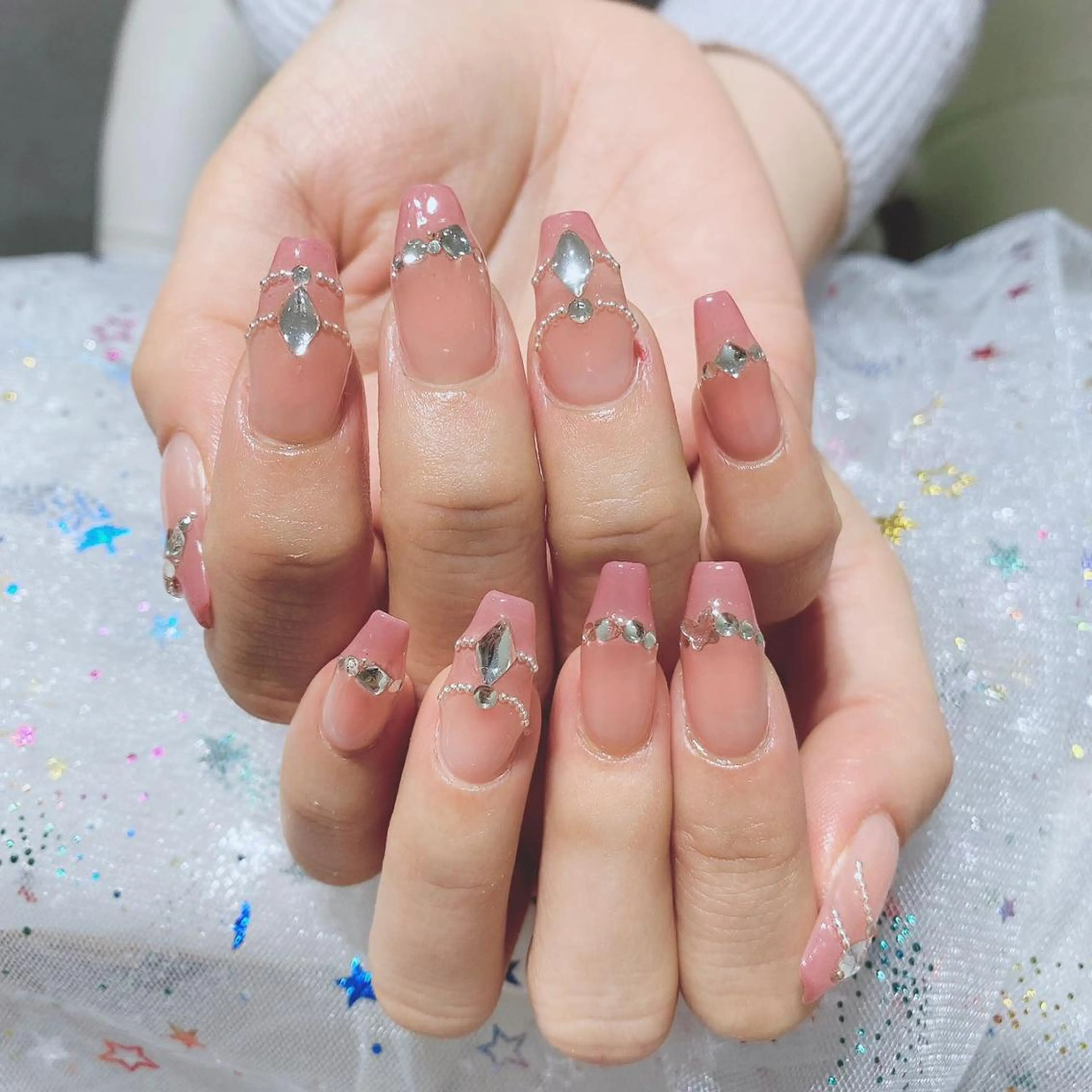 ネイル ハンドネイル Queens PUPUのネイルデザイン