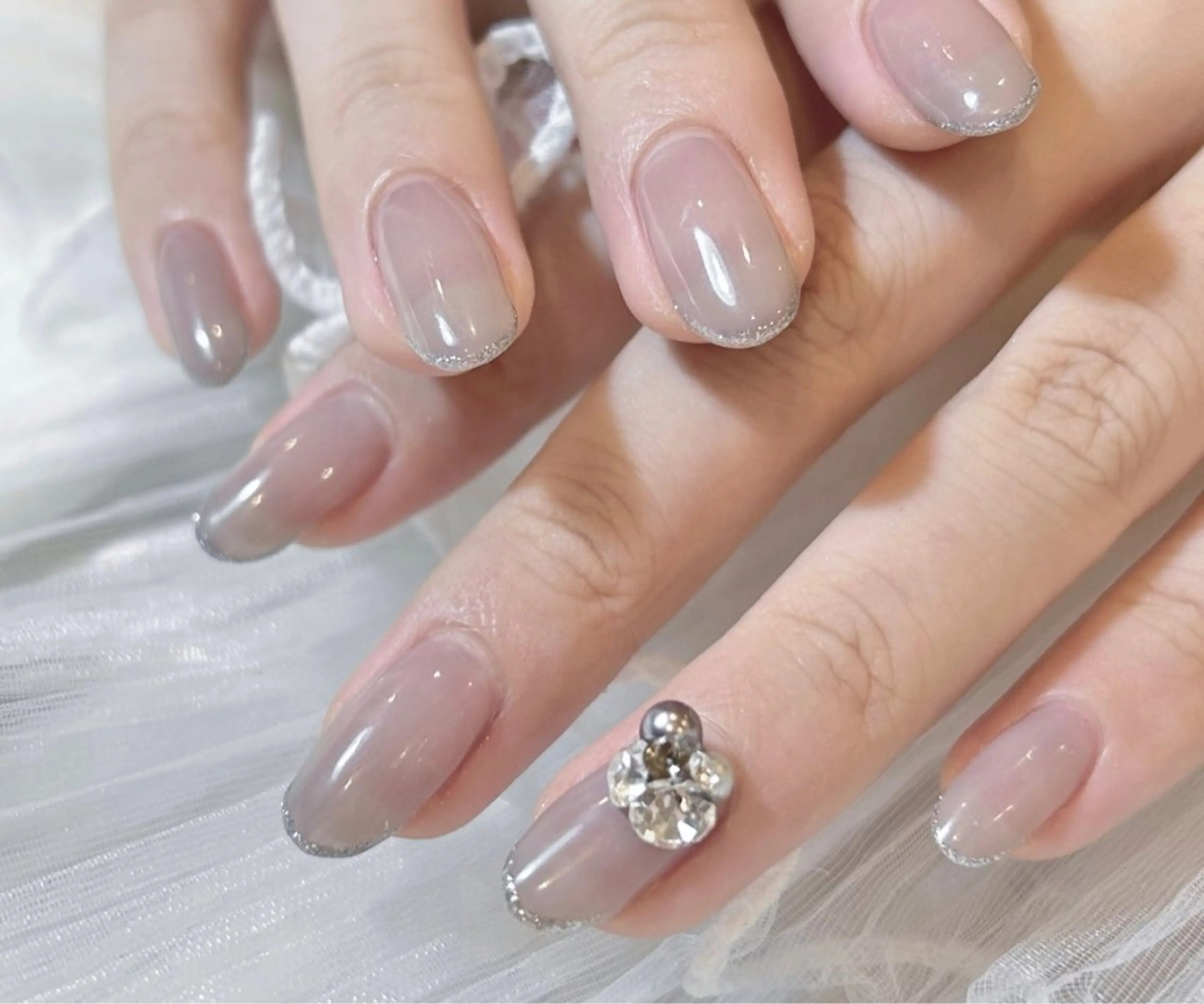 セミロング ハンドネイル Nishiyama Honokaのネイルデザイン