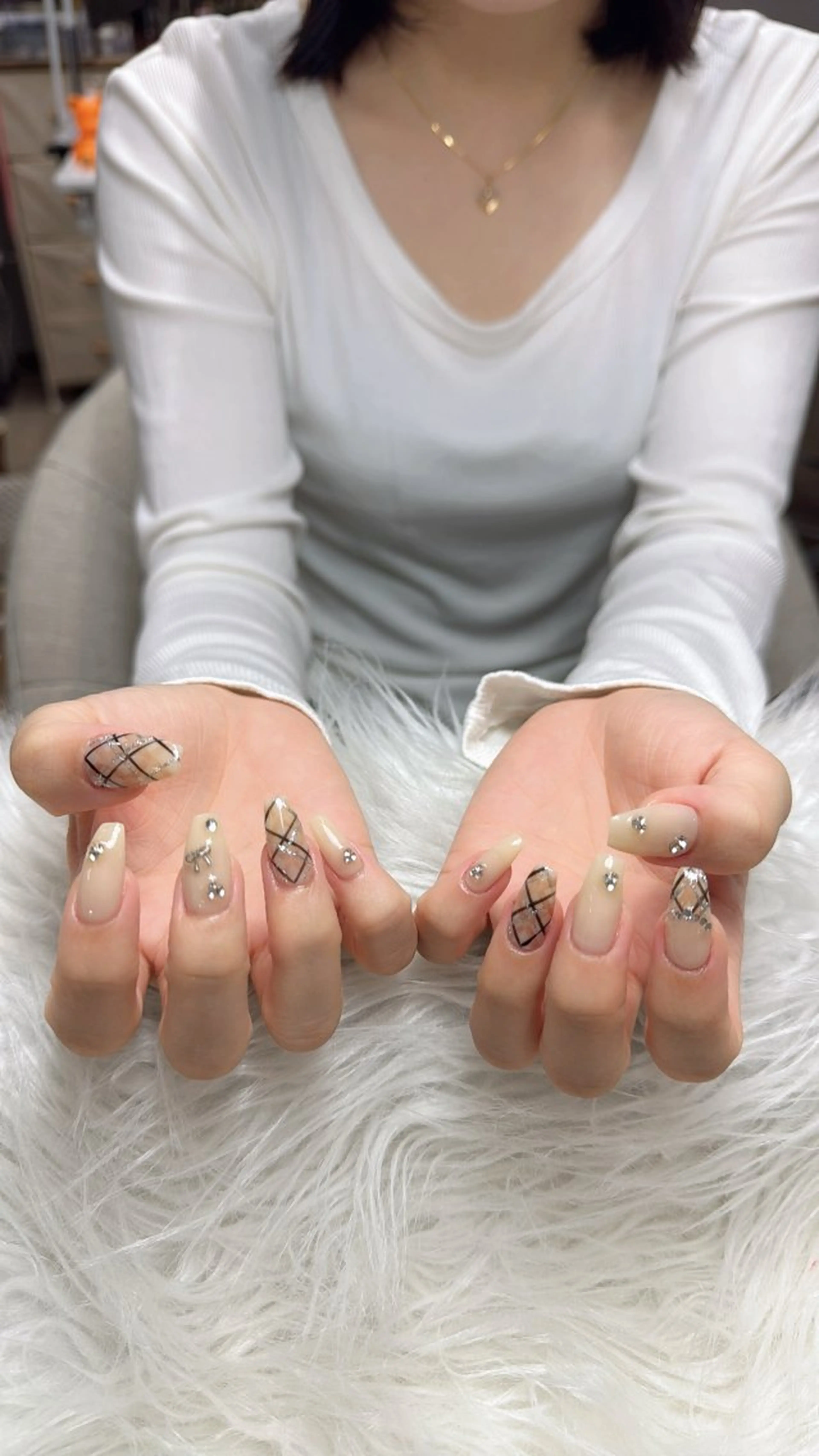 ネイル Nikoネイルサロン中野店所属・merci リカのネイルデザイン