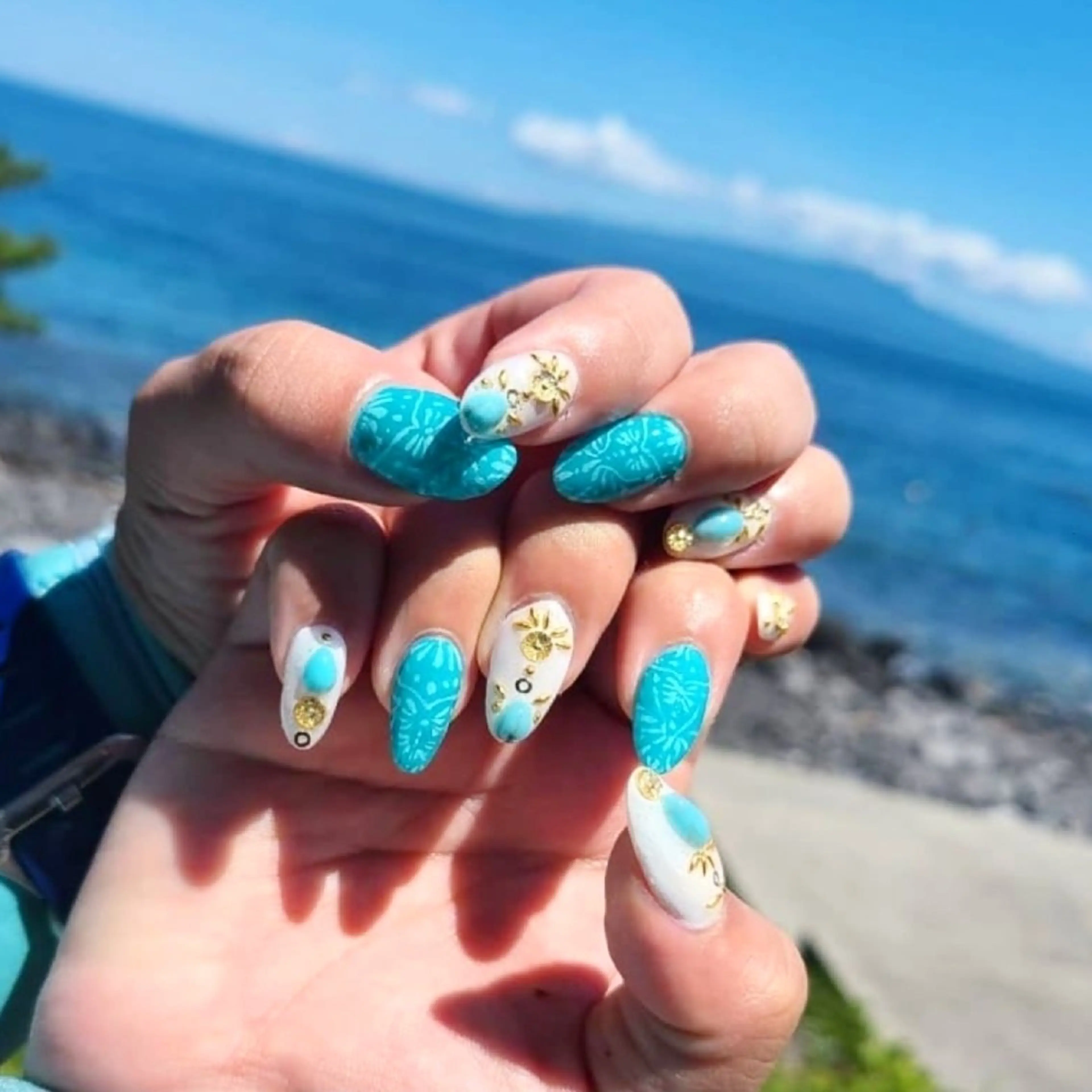 ネイル ハンドネイル 🌺chimu🌺 予約リクエスト可能☆のネイルデザイン