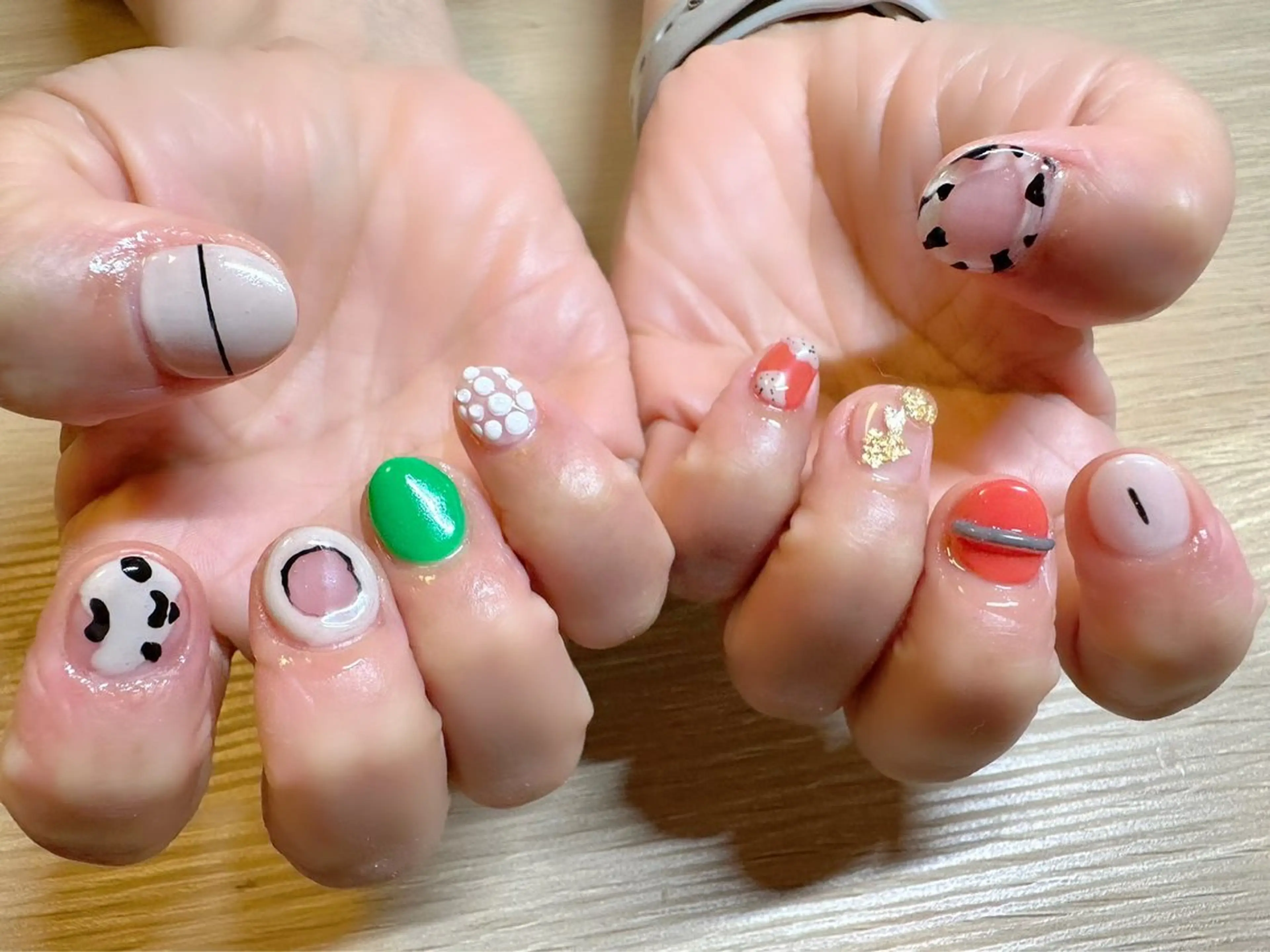 ネイル 岸本 千慧のネイルデザイン