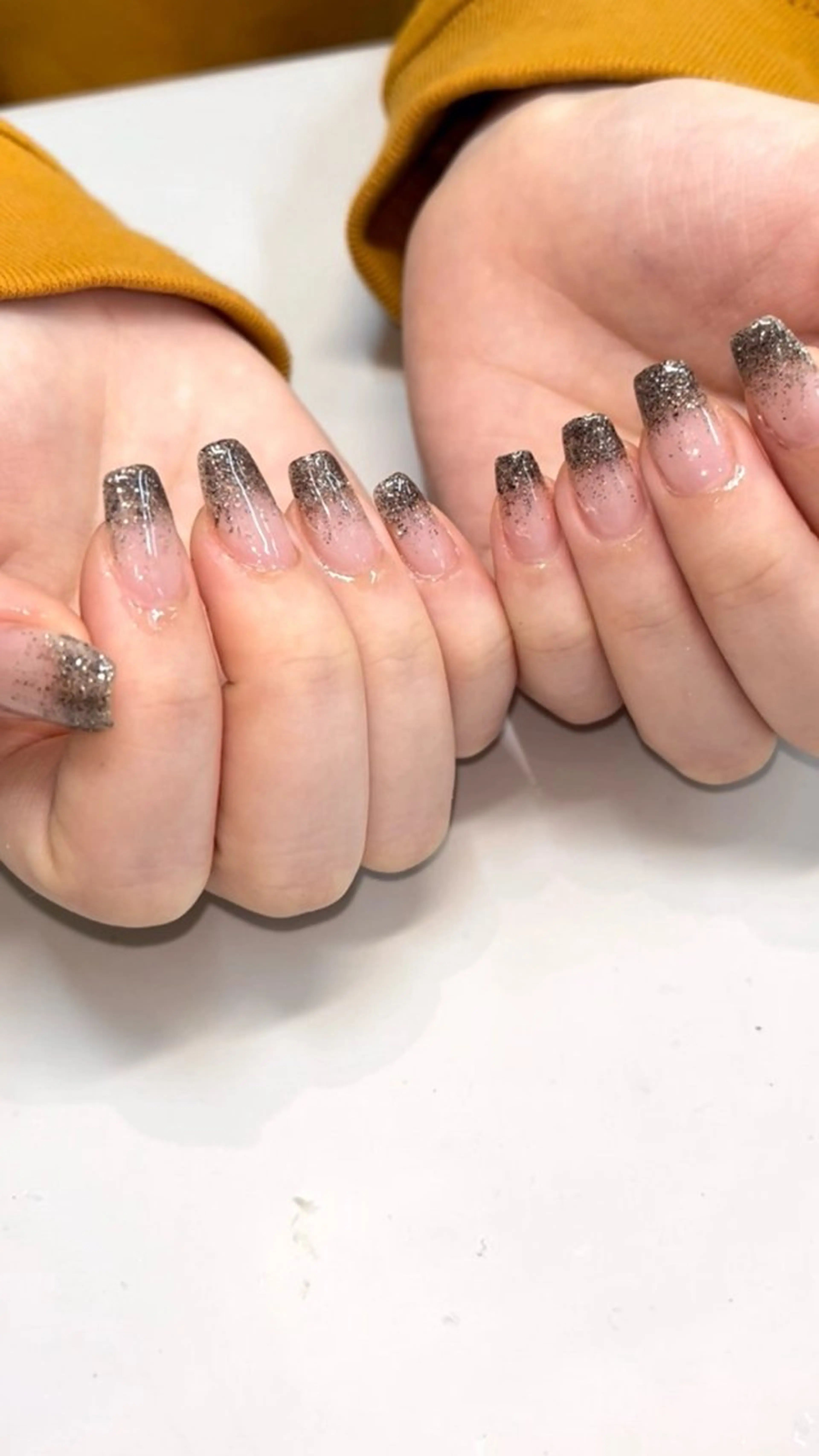 ネイル グラデーション ラメ(グリッター) ラメグラデーション chipie yuuのネイルデザイン