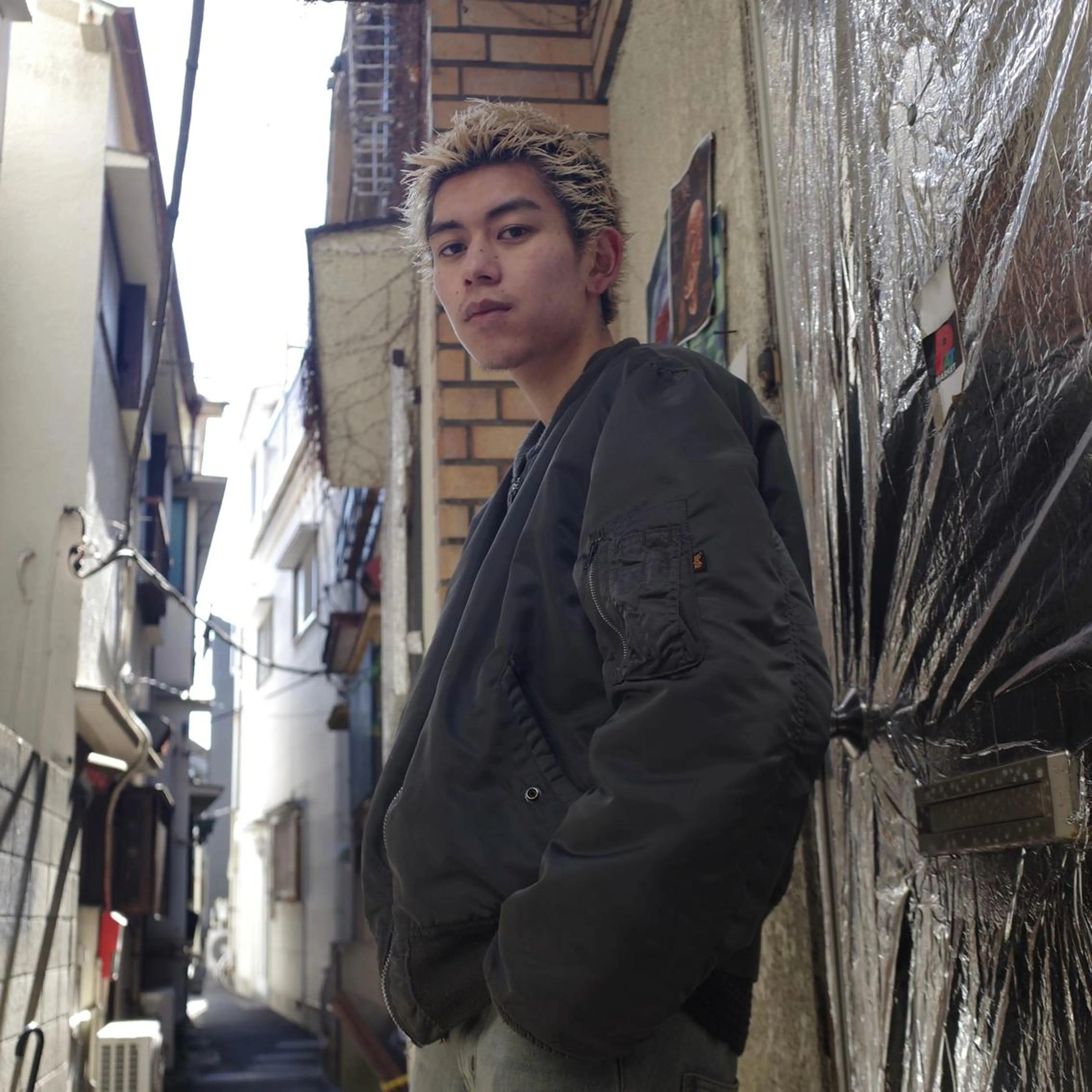 ショート カラー メンズ ショートボブ ショートレイヤー メンズブリーチ フェードカット メンズハイライト カット ヘアカラー 🌈圧倒的デザイン パーマ　関和希のヘアスタイル