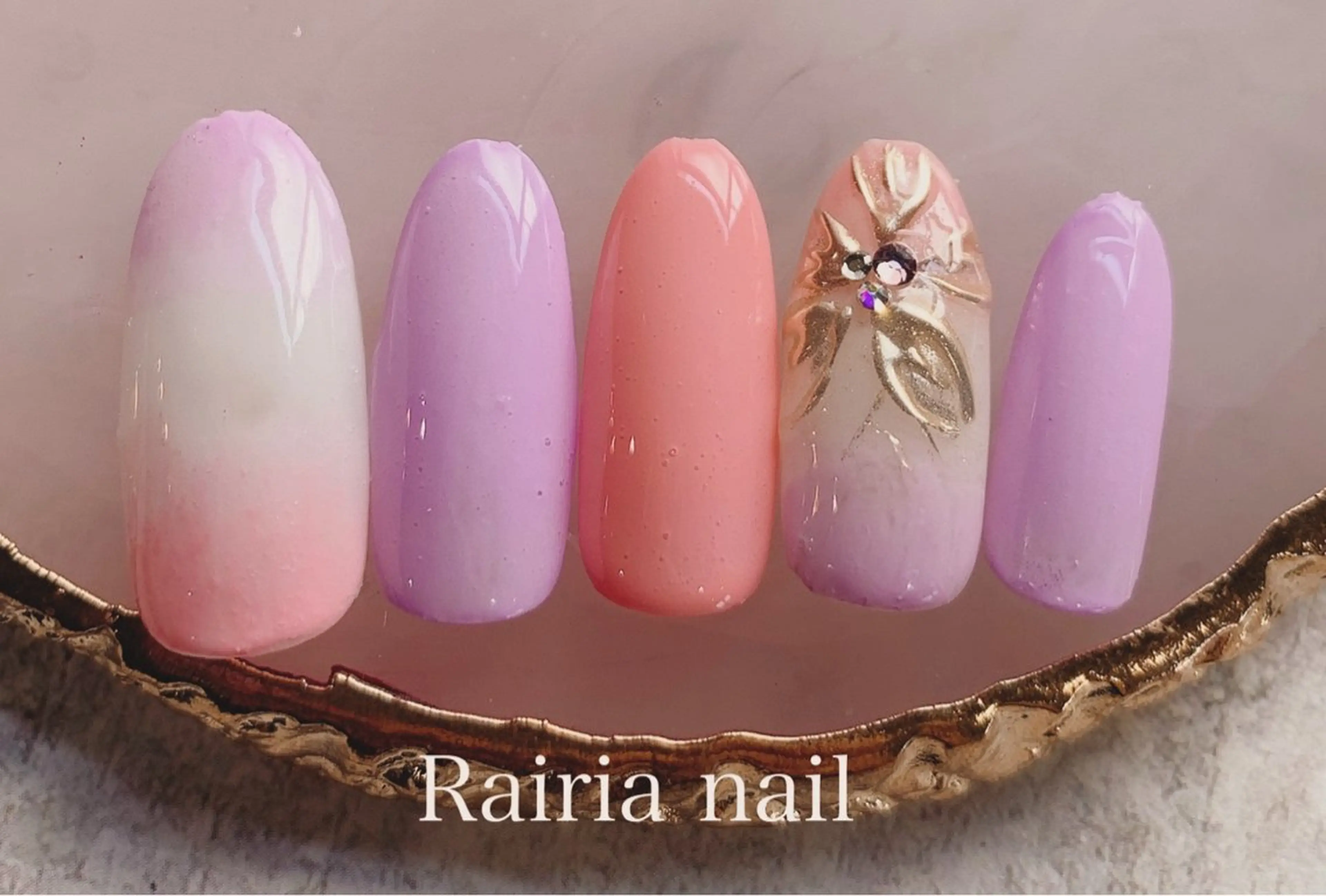 ネイル アートネイル ジェルネイル 持ち込み ニュアンスネイル パラジェル Rairia nail本八幡店のネイルデザイン