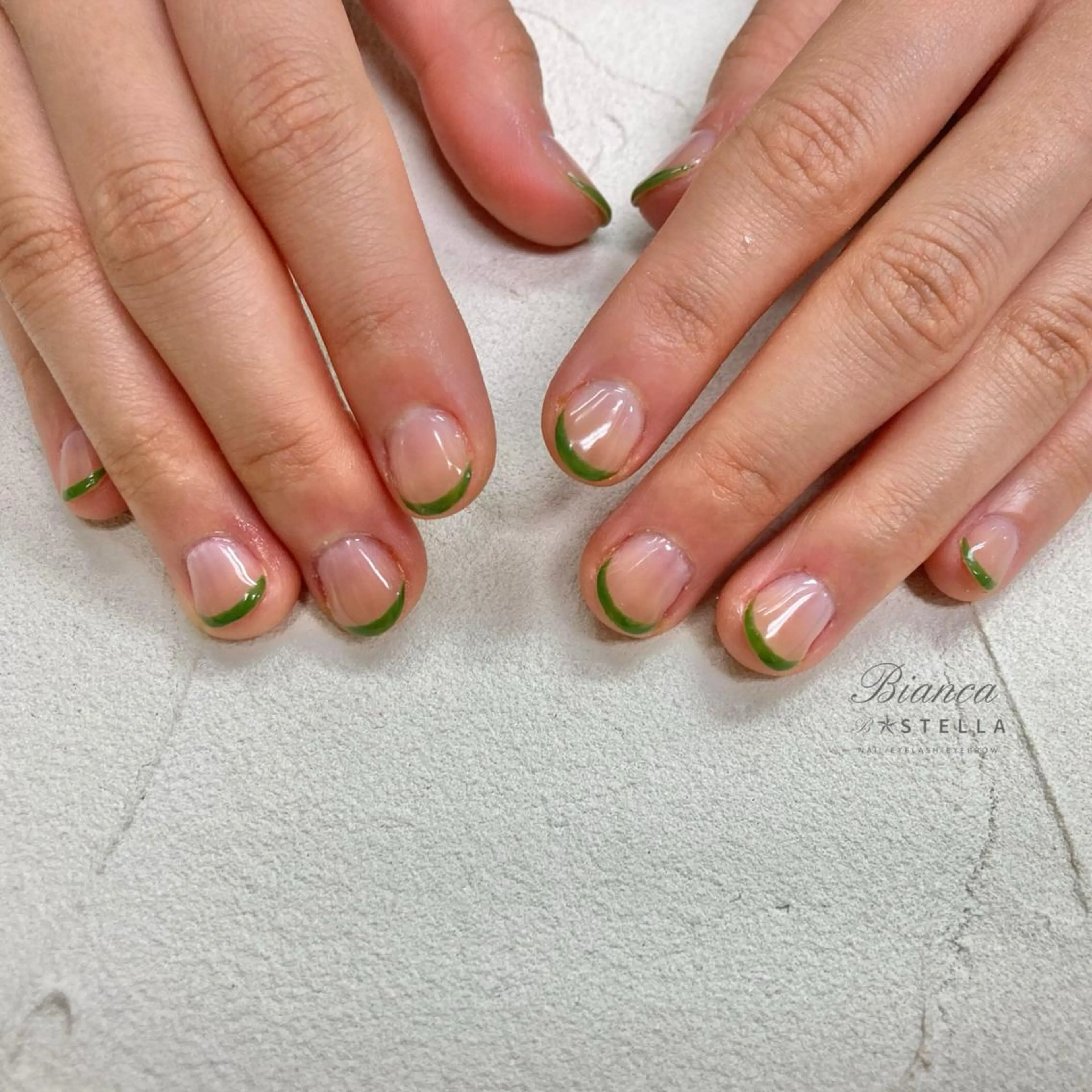 ネイル フレンチネイル Mojyam nail所属・松本 実咲のネイルデザイン