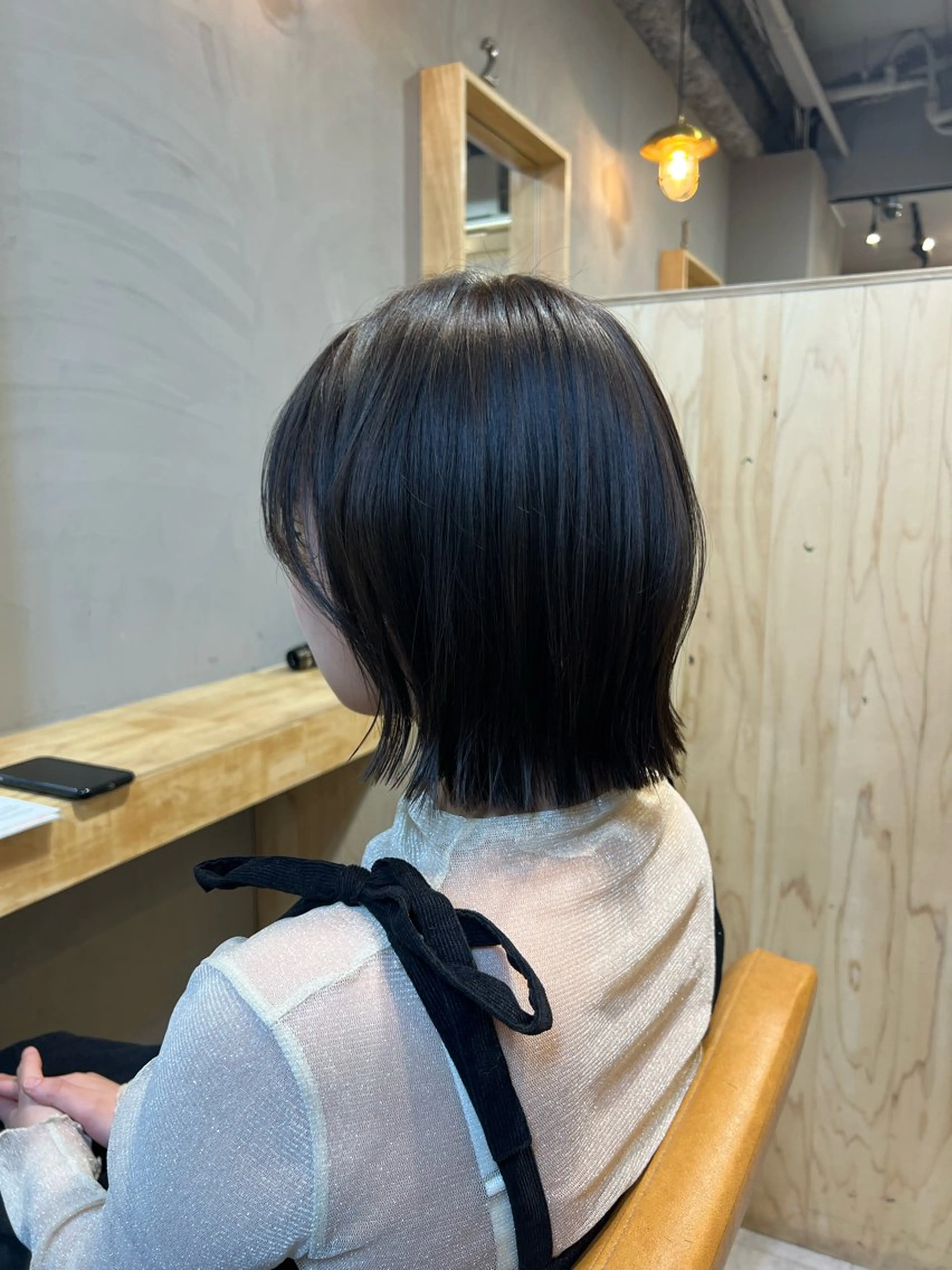 ショート カラー 切りっぱなしボブ ボブ 神戸ボブ✂️ ioe三宮/田 伸佳のヘアスタイル