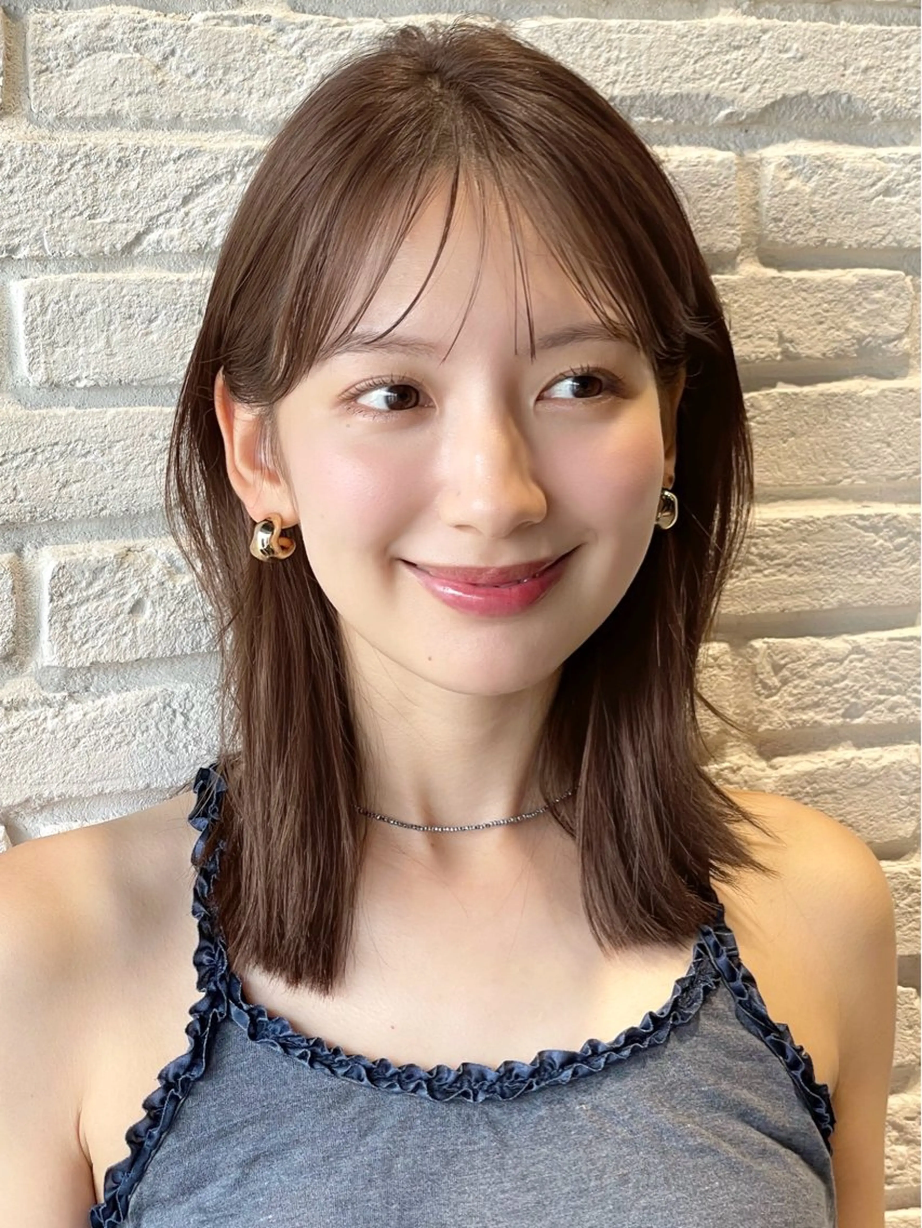 ミディアム カラー ヘアアレンジ カット ヘアカラー トリートメント ヘッドスパ ヘアセット 【柔らか透明感✨/ 似合せ前髪】大石葉月のヘアスタイル