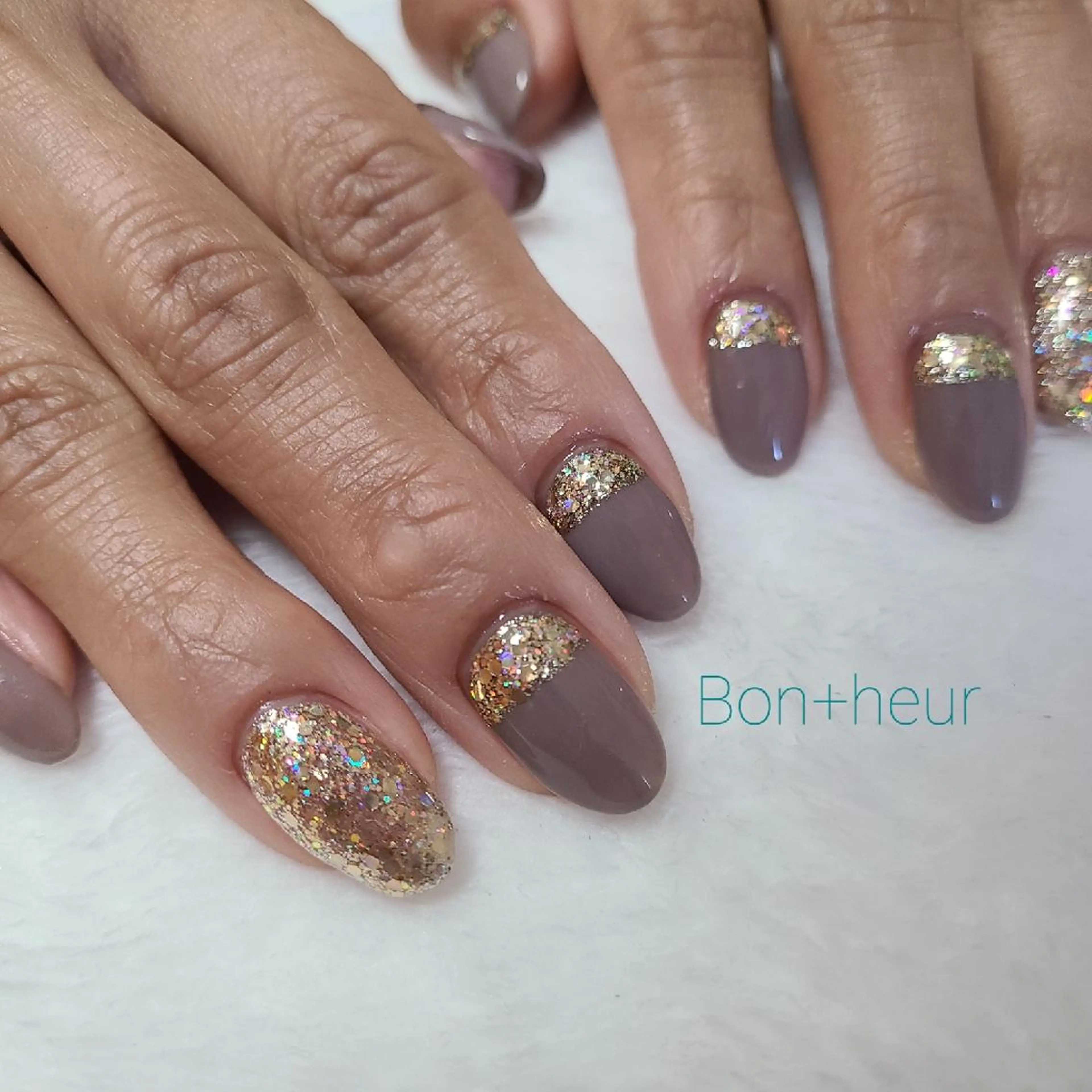 ネイル クリアネイル ジェルネイル キラキラネイル ラメ(グリッター) ワンカラーネイル 宮口 紗子のネイルデザイン