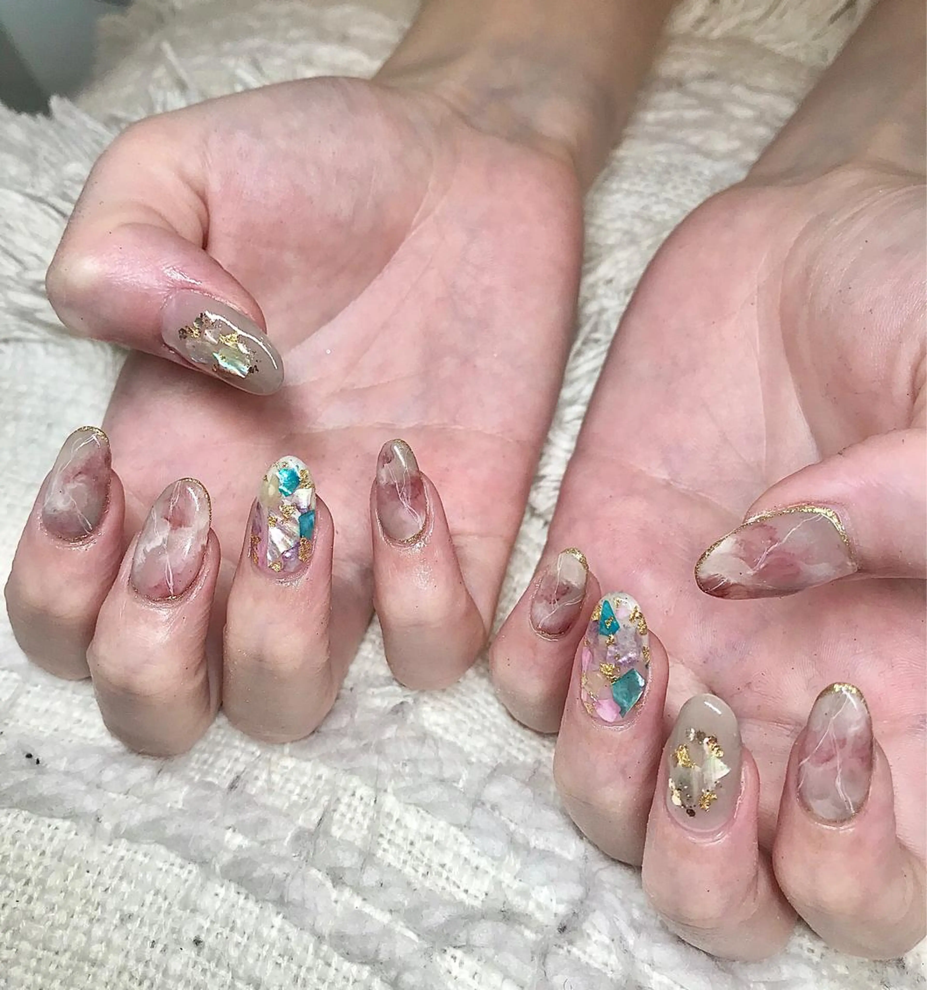セミロング カラー パーマ ヘアアレンジ ネイル マツエク・マツパ 大理石ネイル(マーブル) nail&eye Aoのマツエク・マツパデザイン