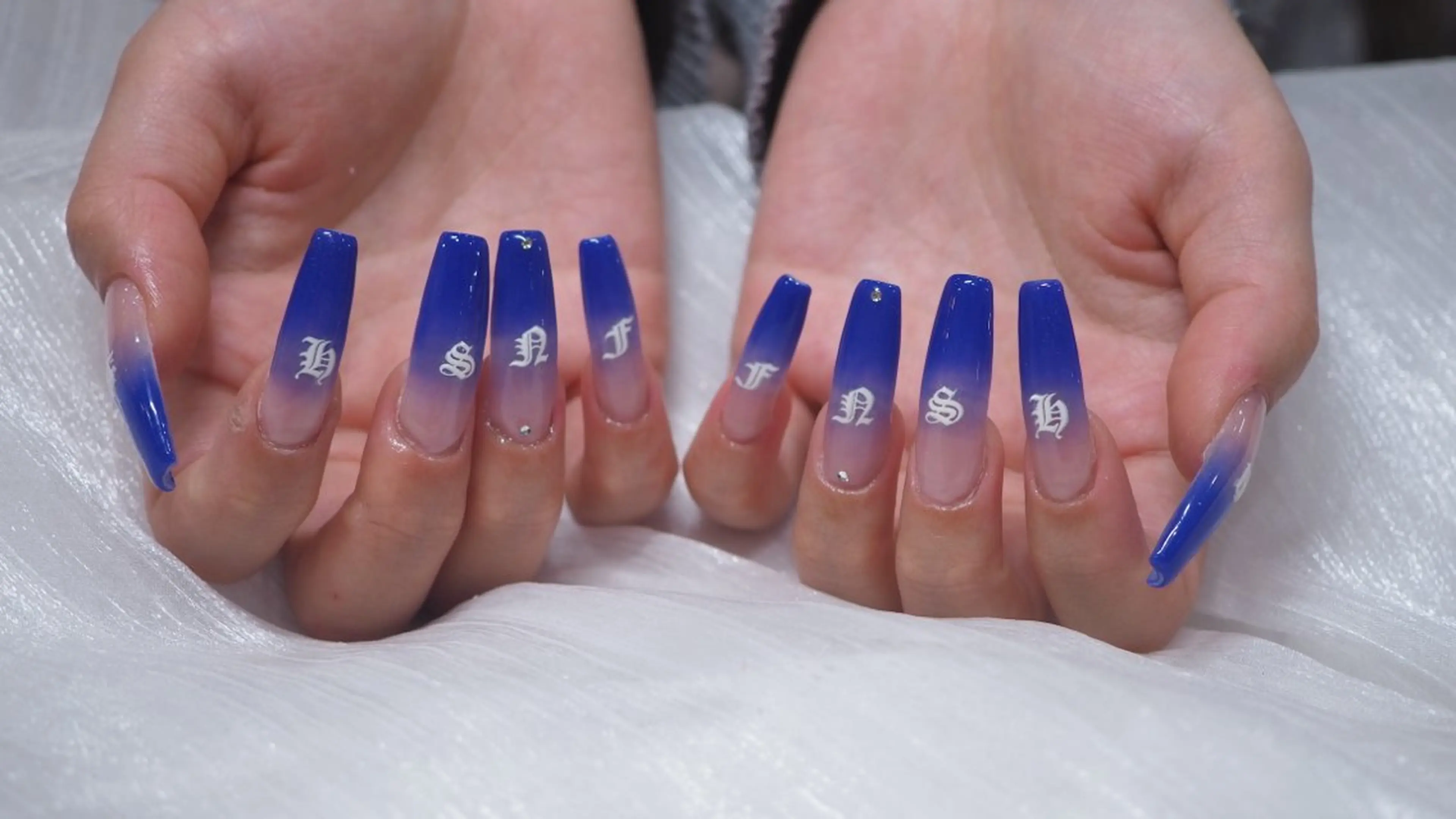 ネイル lolonail Nのネイルデザイン