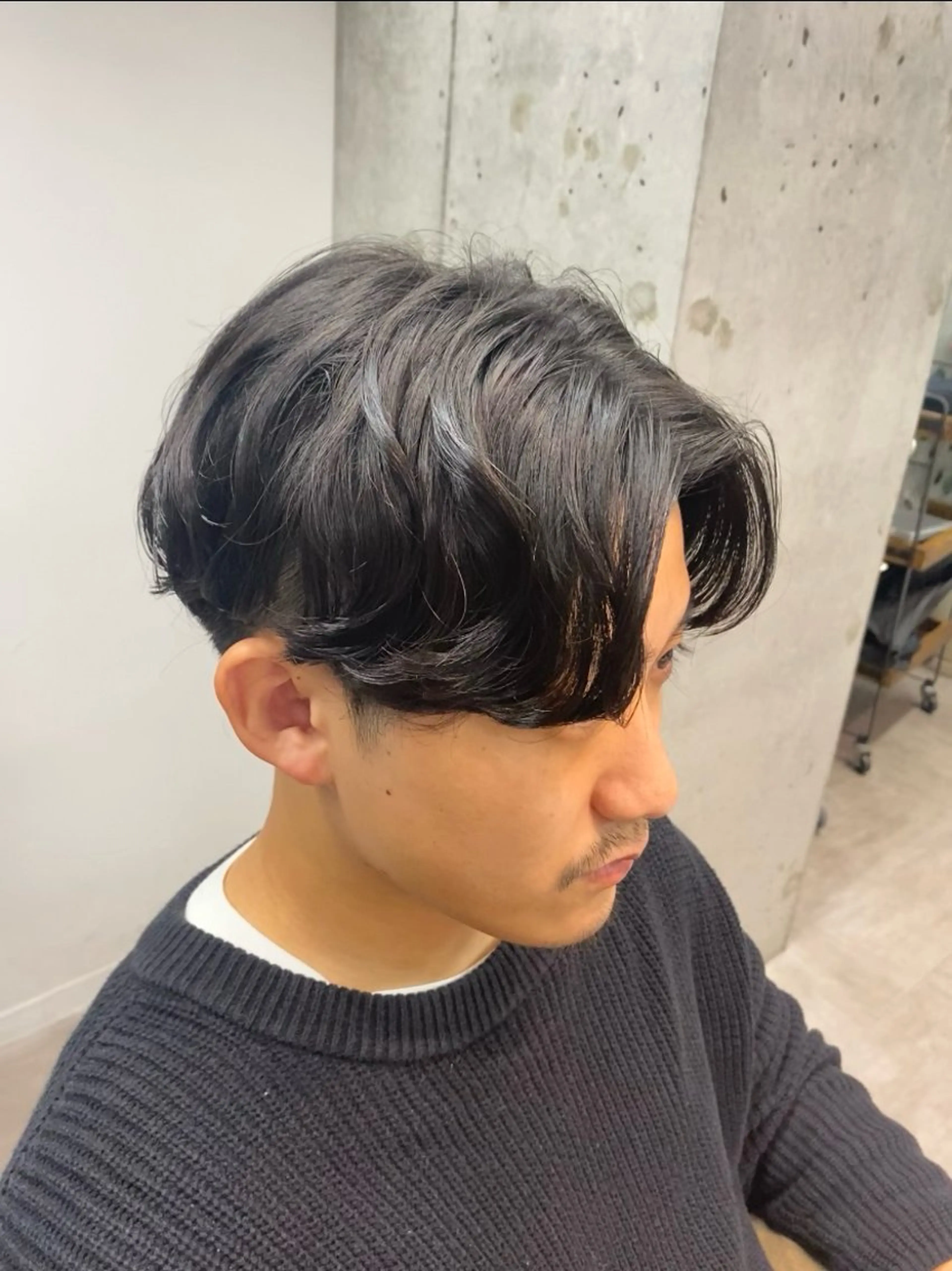 メンズ センターパート メンズパーマ 艶暖色カラー🍒 縮毛矯正ほののヘアスタイル