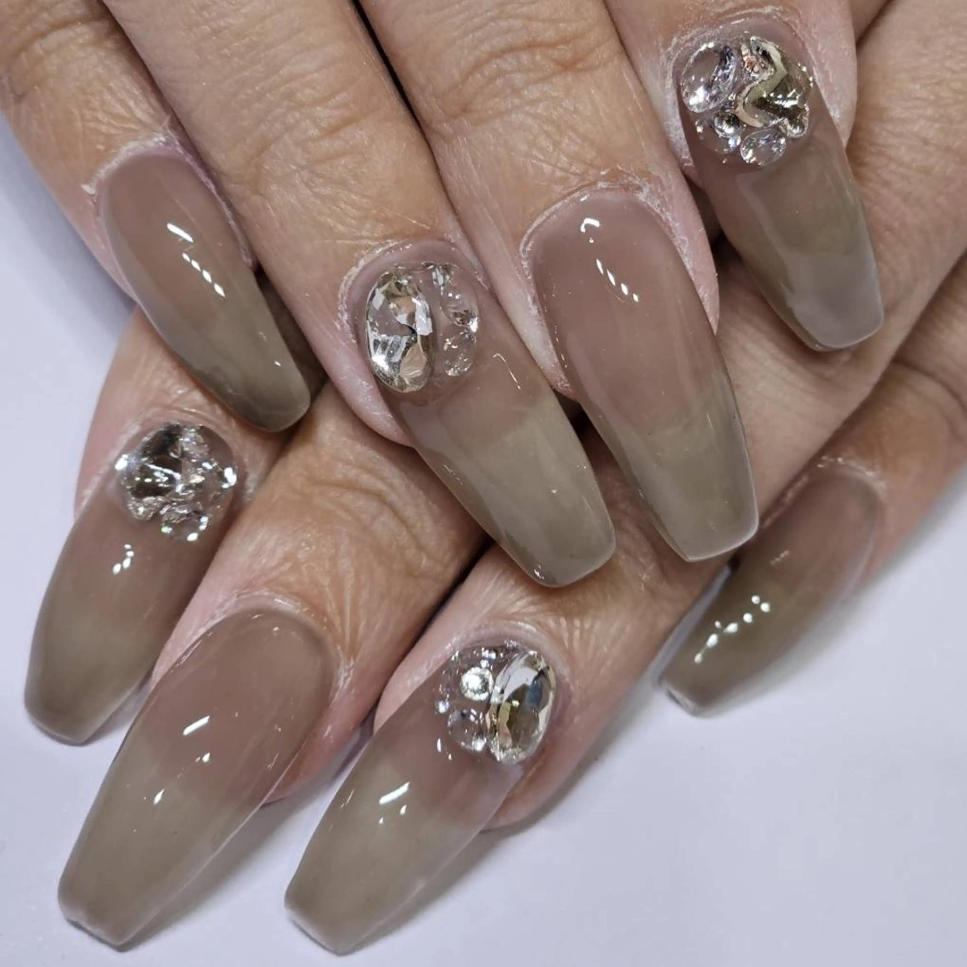 ネイル キラキラネイル ワンカラーネイル ストーンネイル ハンドネイル よしだ ひろきのネイルデザイン