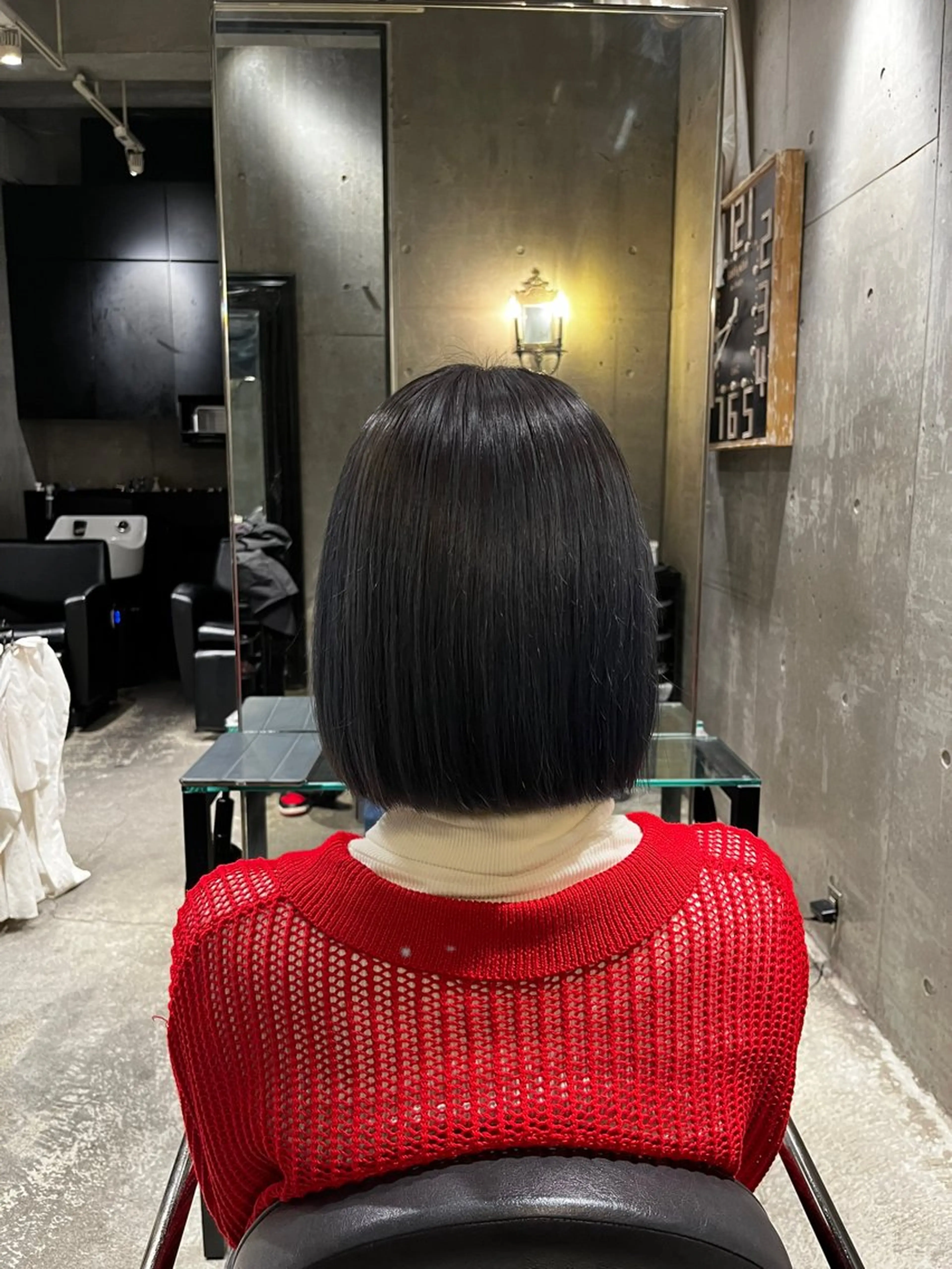 ショート 切りっぱなしボブ ボブ 毛利 圭佑のヘアスタイル