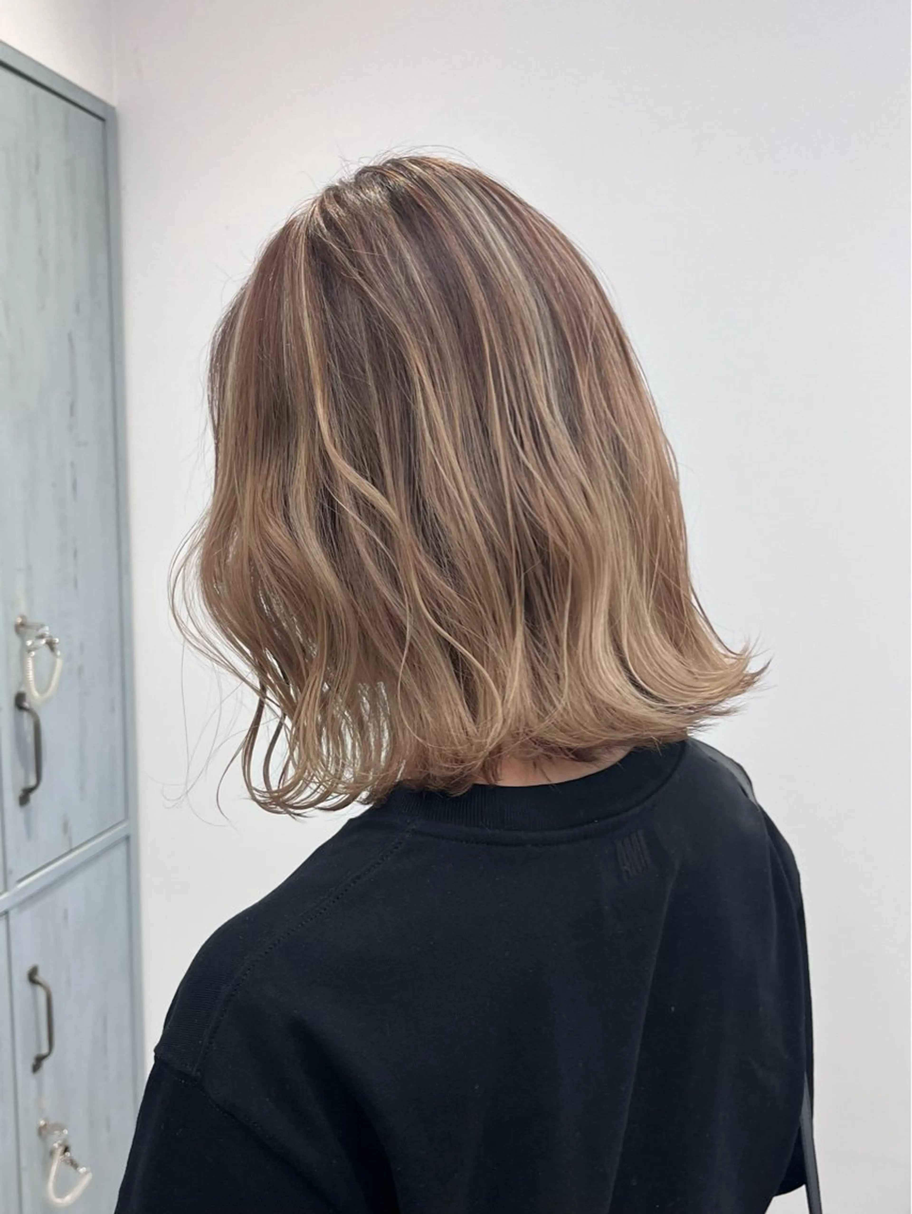 ミディアム ハイライト レイヤーカット ヘアカラー YUME/ブリーチ /カットモデル募集中のヘアスタイル