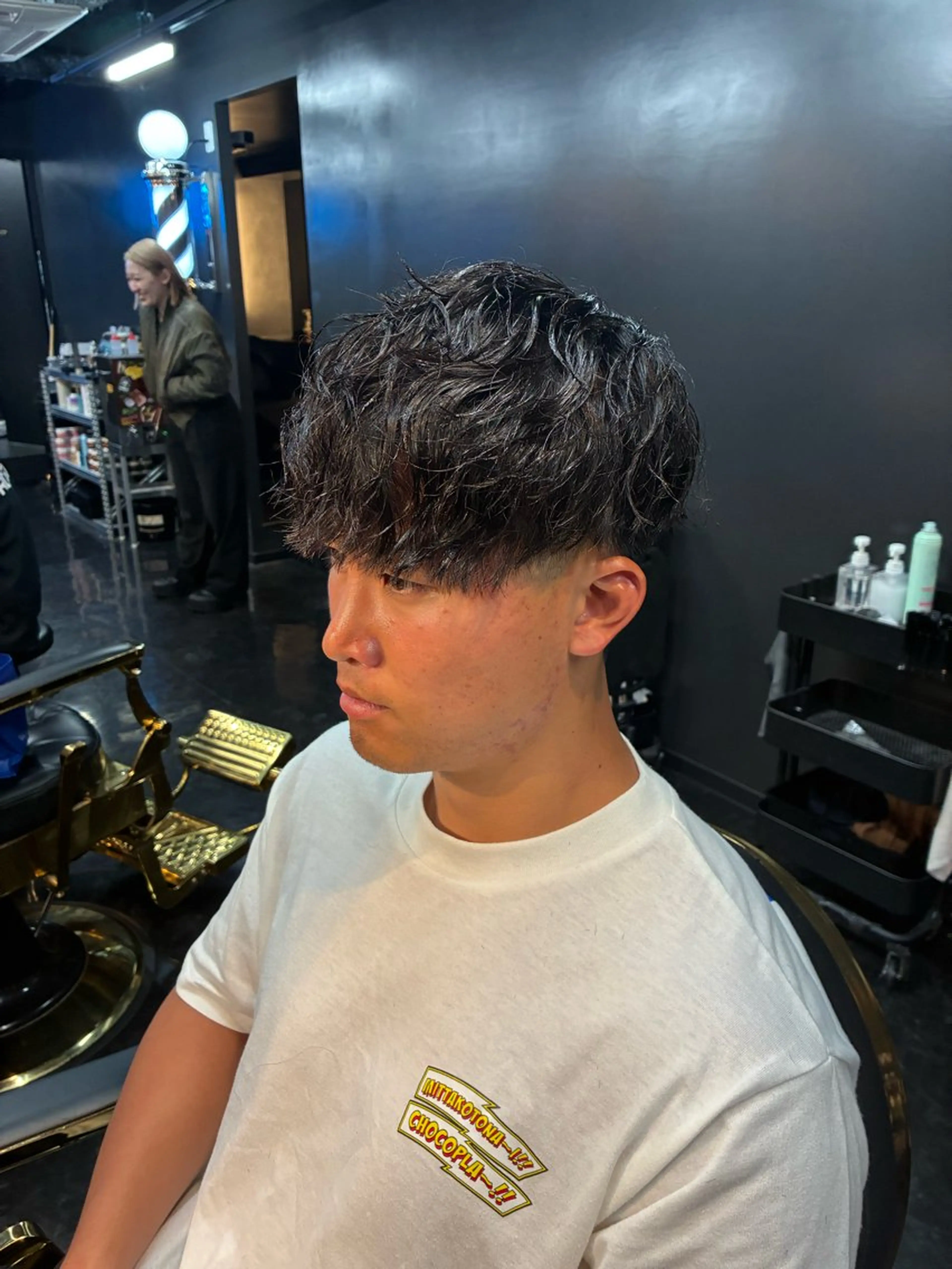 ミディアム パーマ KINGSMAN TOKYO 立川北口店所属・大澤 亜論のヘアスタイル