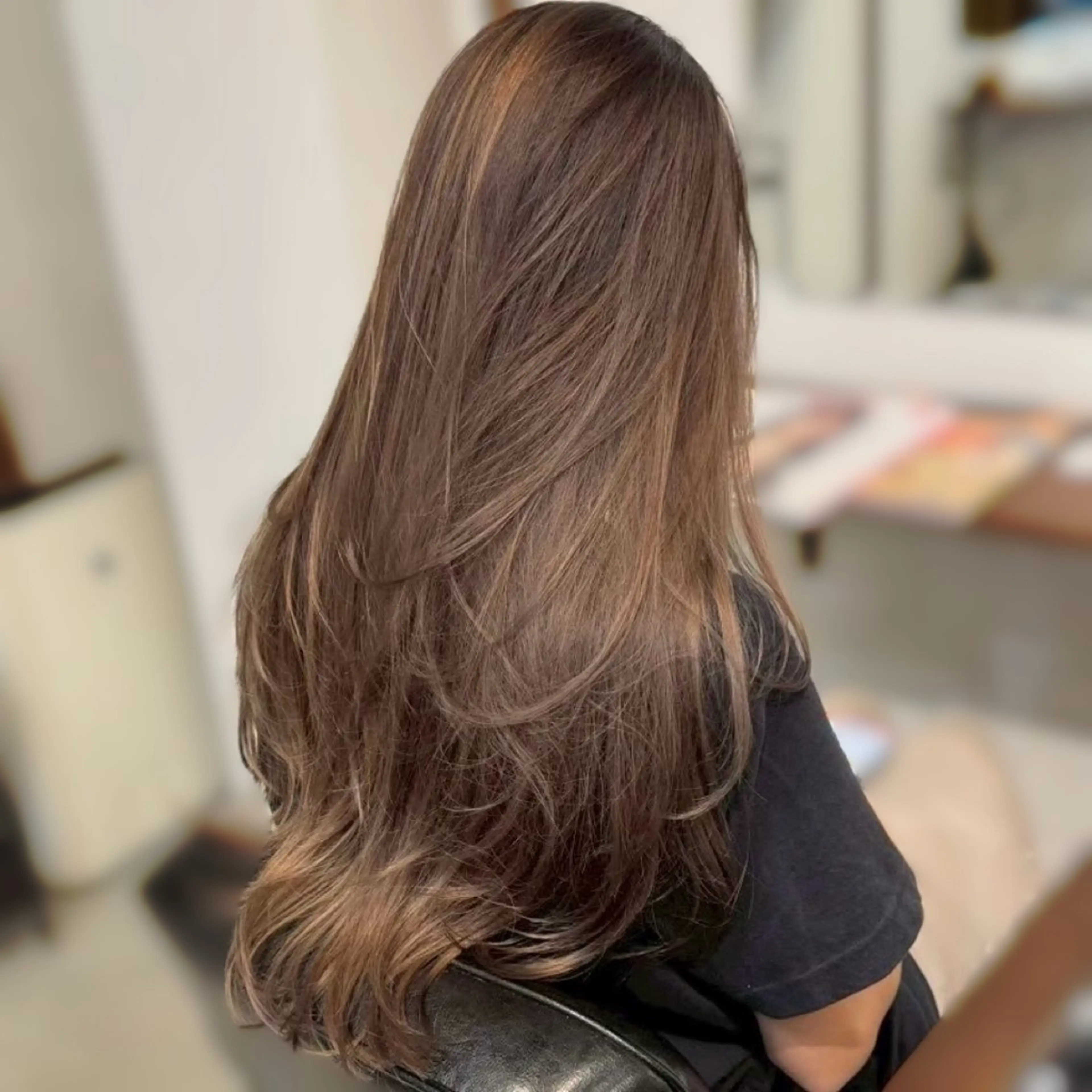 ロング 坂本 璃里杏のヘアスタイル