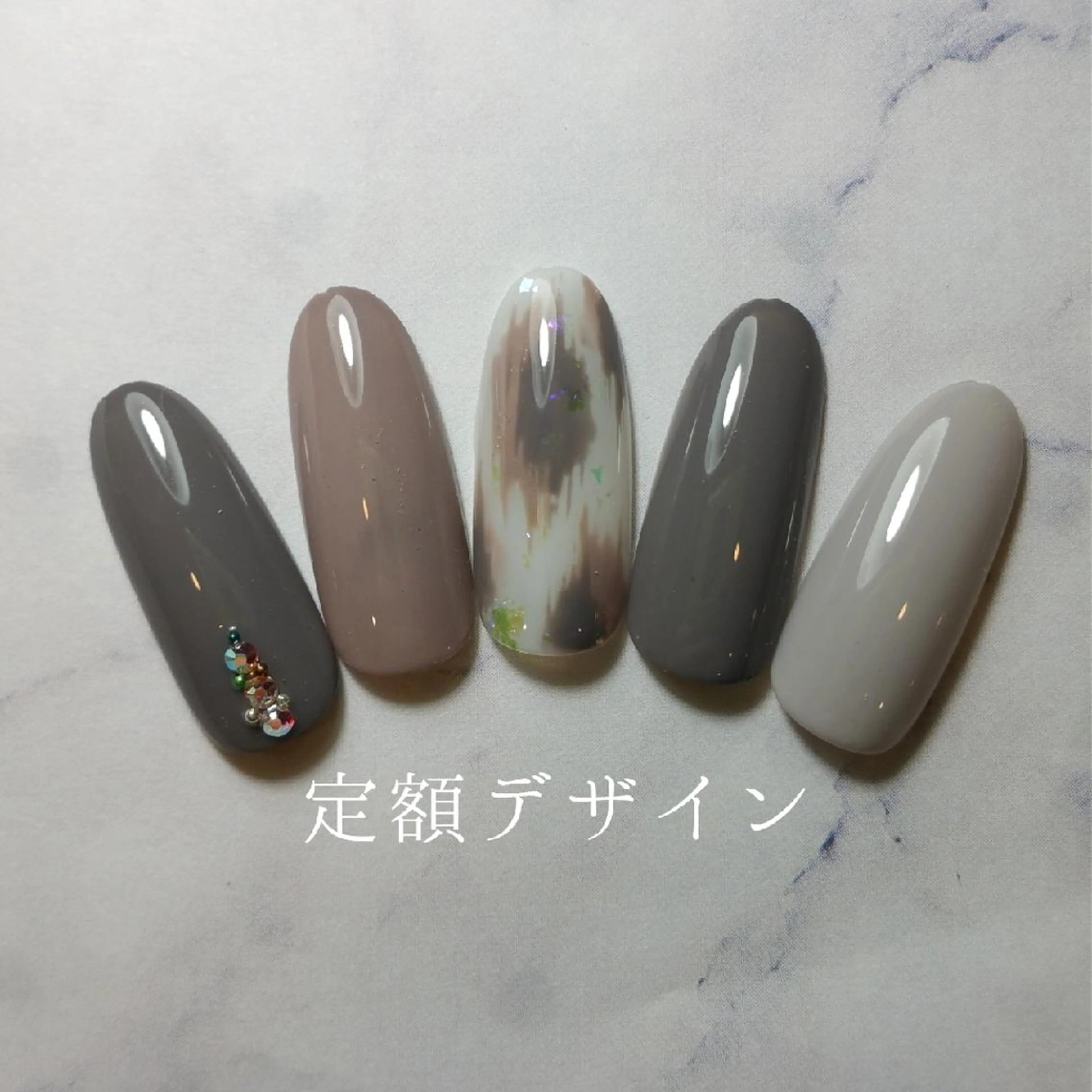 ネイル ハンドネイル 柴田 彩のネイルデザイン