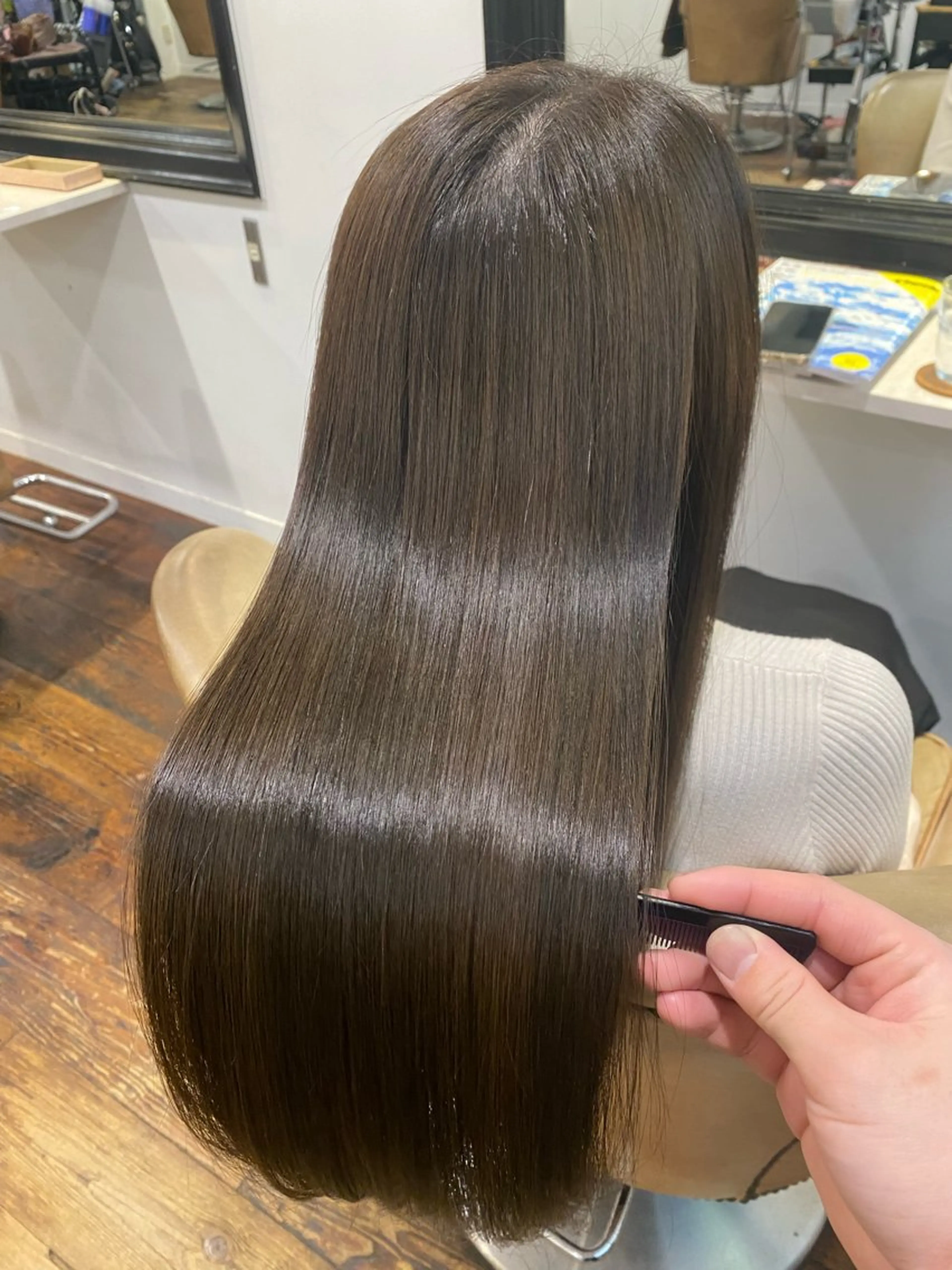 贅沢補修×髪質改善◎カット＋カラー＋最高級GLOSトリートメントの写真