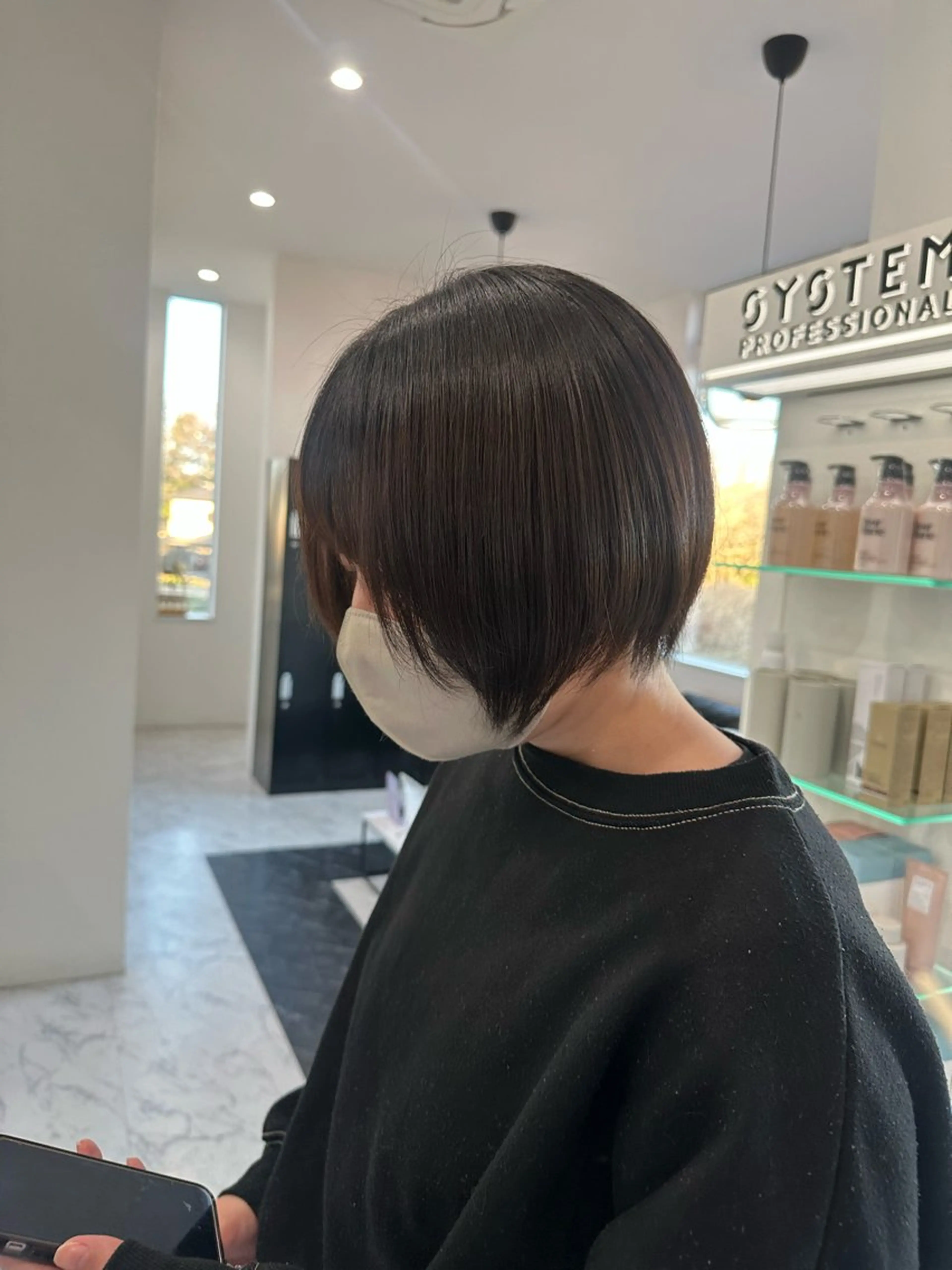 ショート マイ/カットモデル /暖色カラーのヘアスタイル