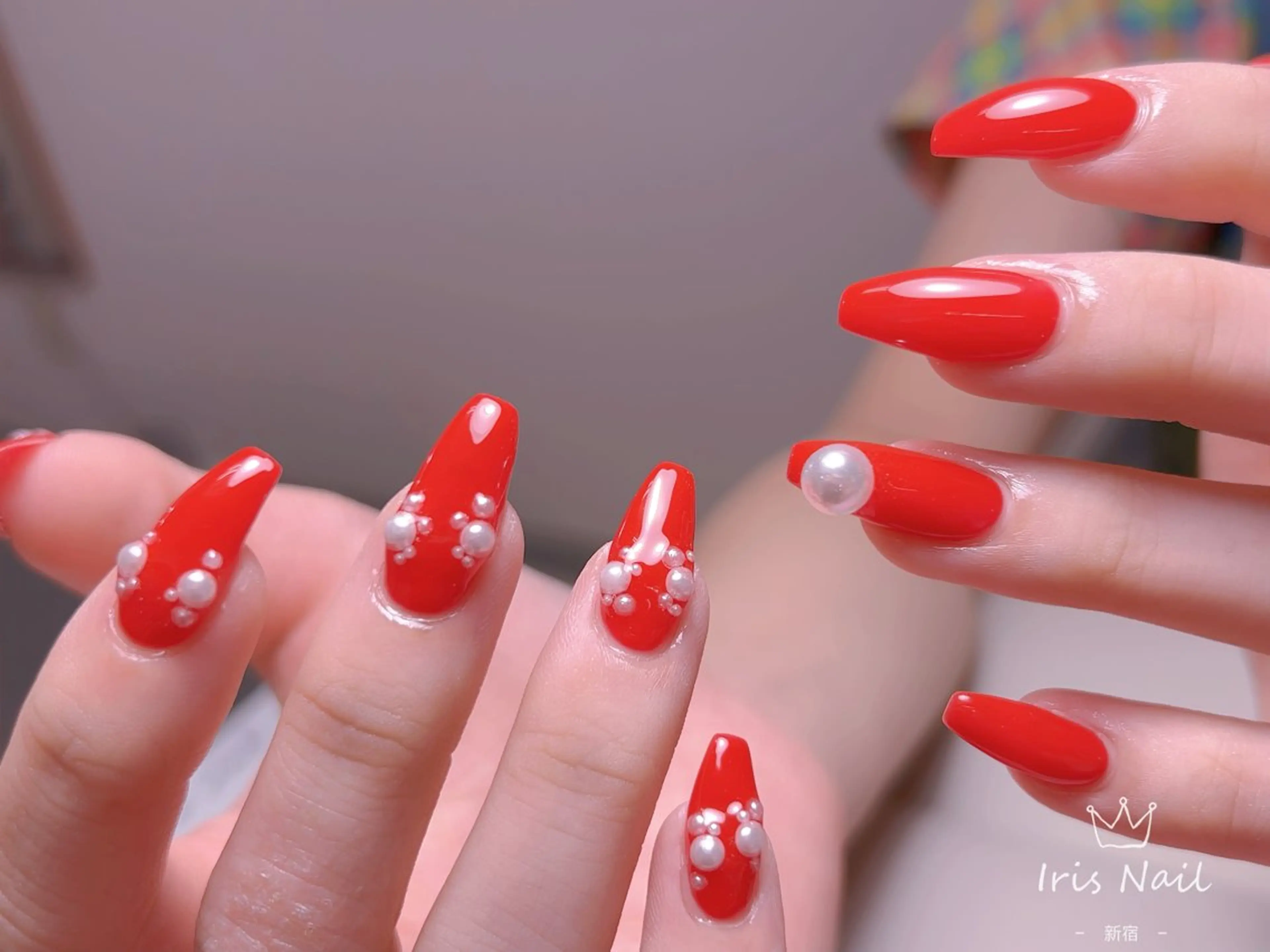 ネイル フレンチネイル ジェルネイル グラデーション 韓国ネイル マグネットネイル ハンドネイル 【長さ出し】 IRIS NAILのネイルデザイン