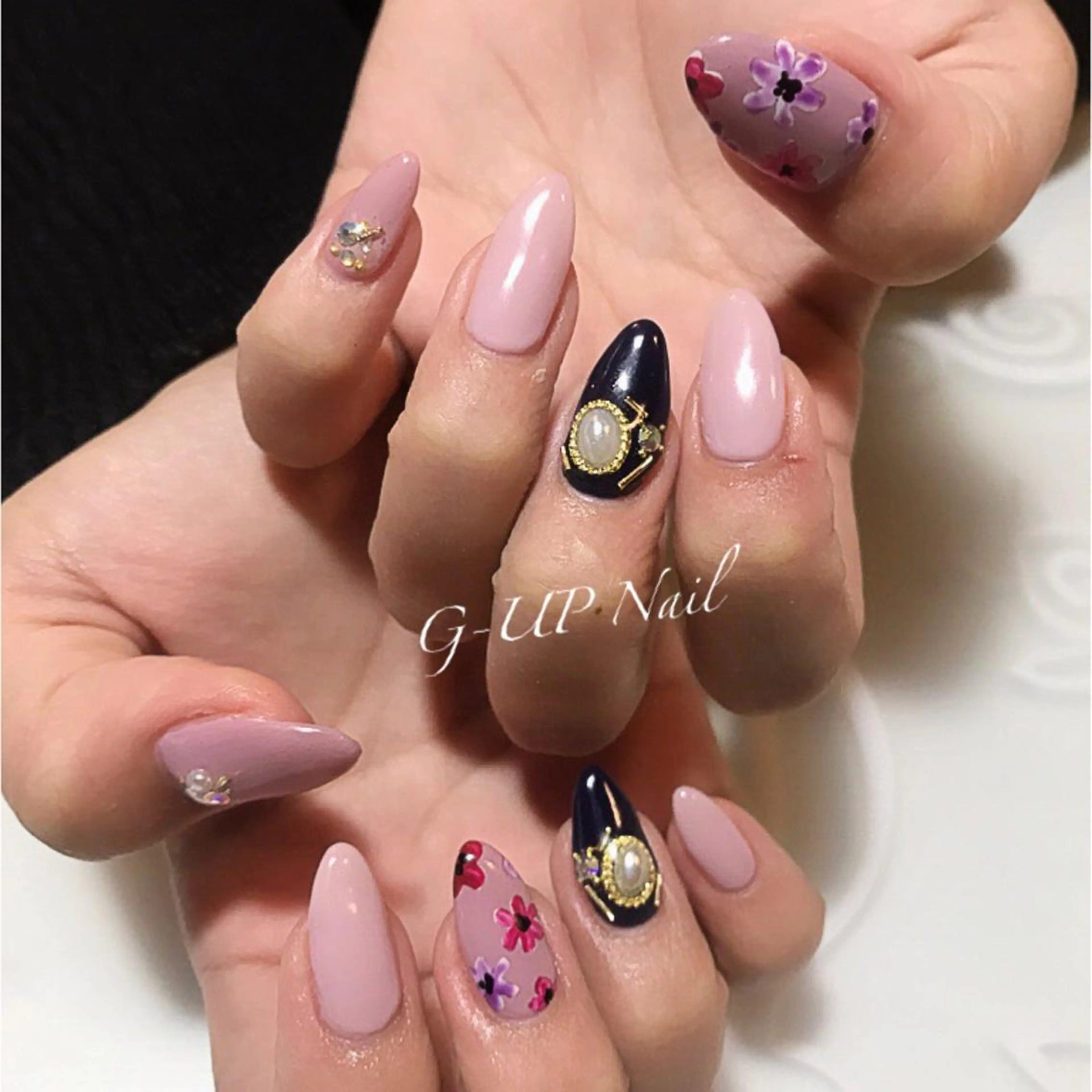 ネイル 田澤 真理子のネイルデザイン