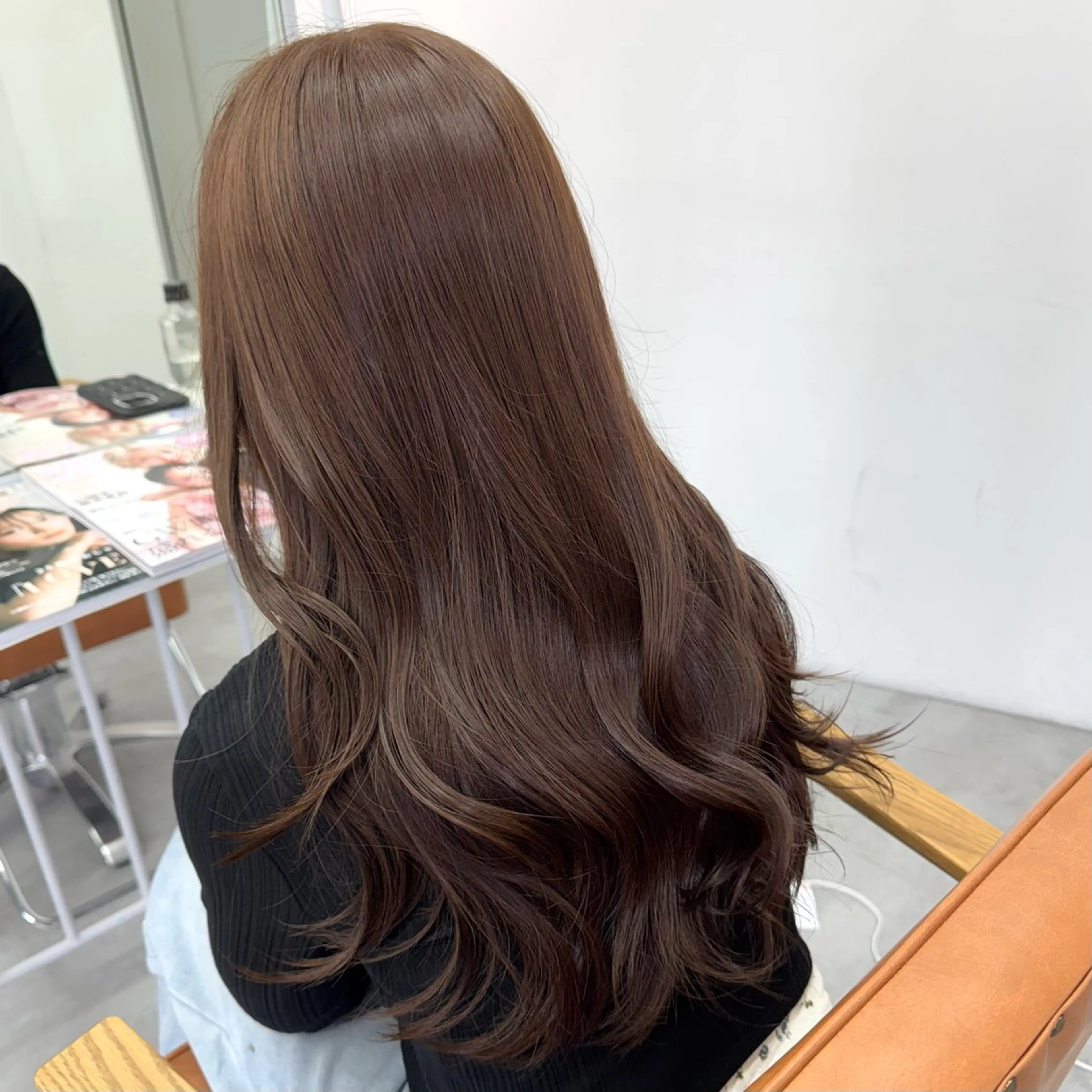 ロング カラー ヘアアレンジ ヘアカラー ブリーチなしカラー /ベージュ/安形翔のヘアスタイル