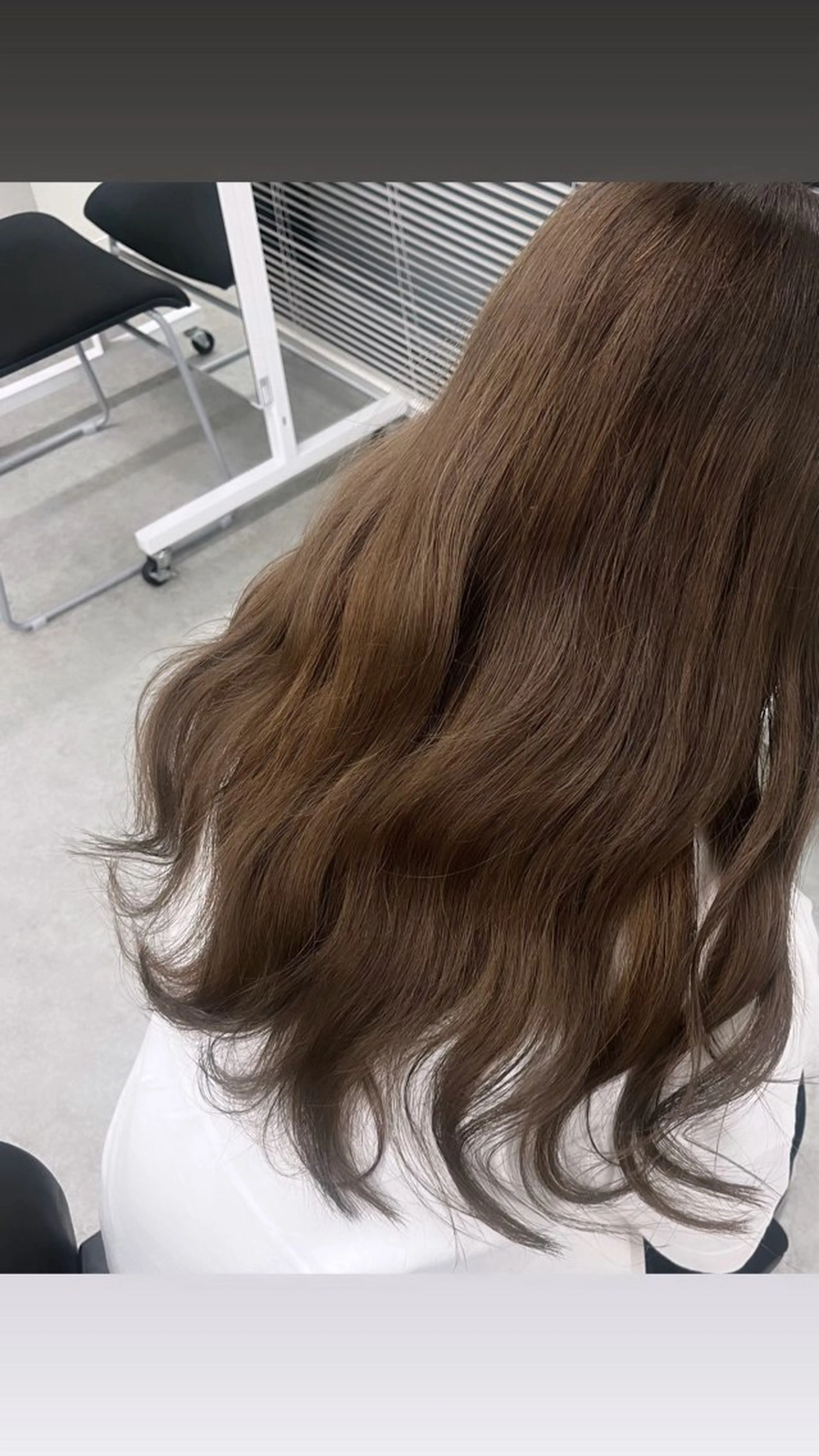 カラー ユイ☆ハイトーン ☆ブリーチデザインのヘアスタイル