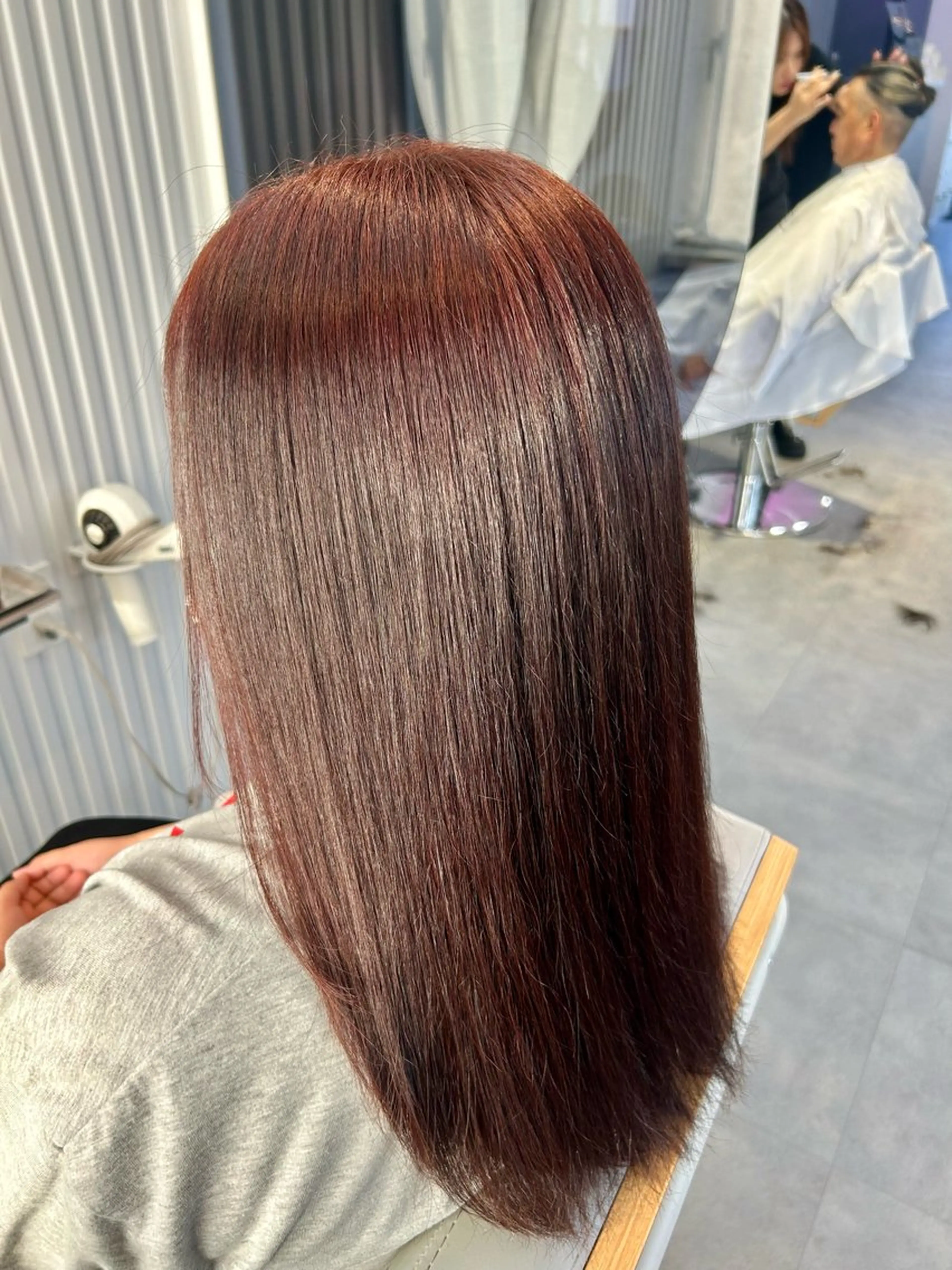 カラー ブラウンカラー レッドカラー ヘアカラー 岩坪 咲希のヘアスタイル