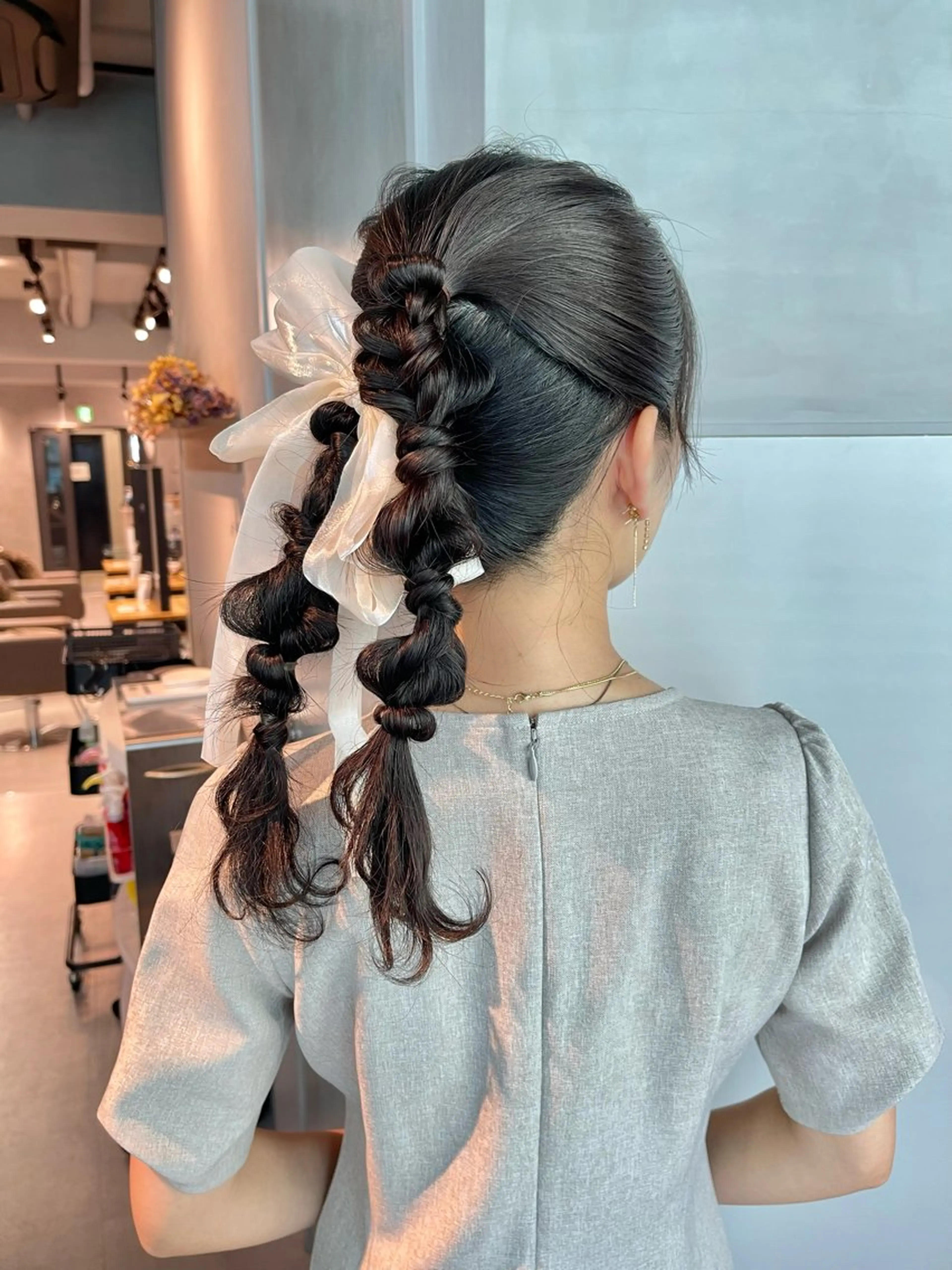 ヘアアレンジ ポニーテール 結婚式・ブライダル 卒業式のヘアスタイル ヘアセット charm《銀座》 ヘアセット/縮毛矯正のヘアスタイル