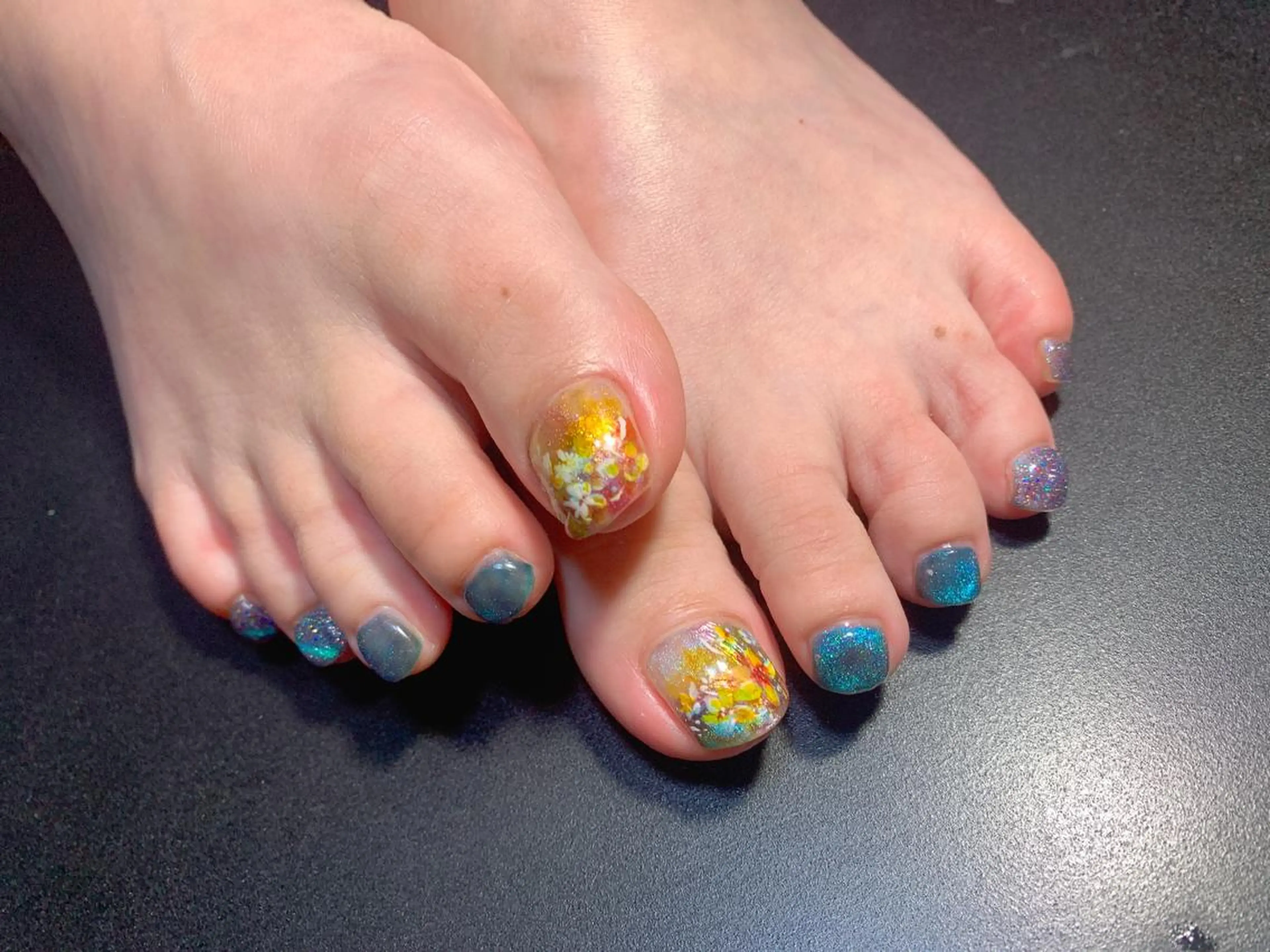 ネイル 高島 夏海のネイルデザイン