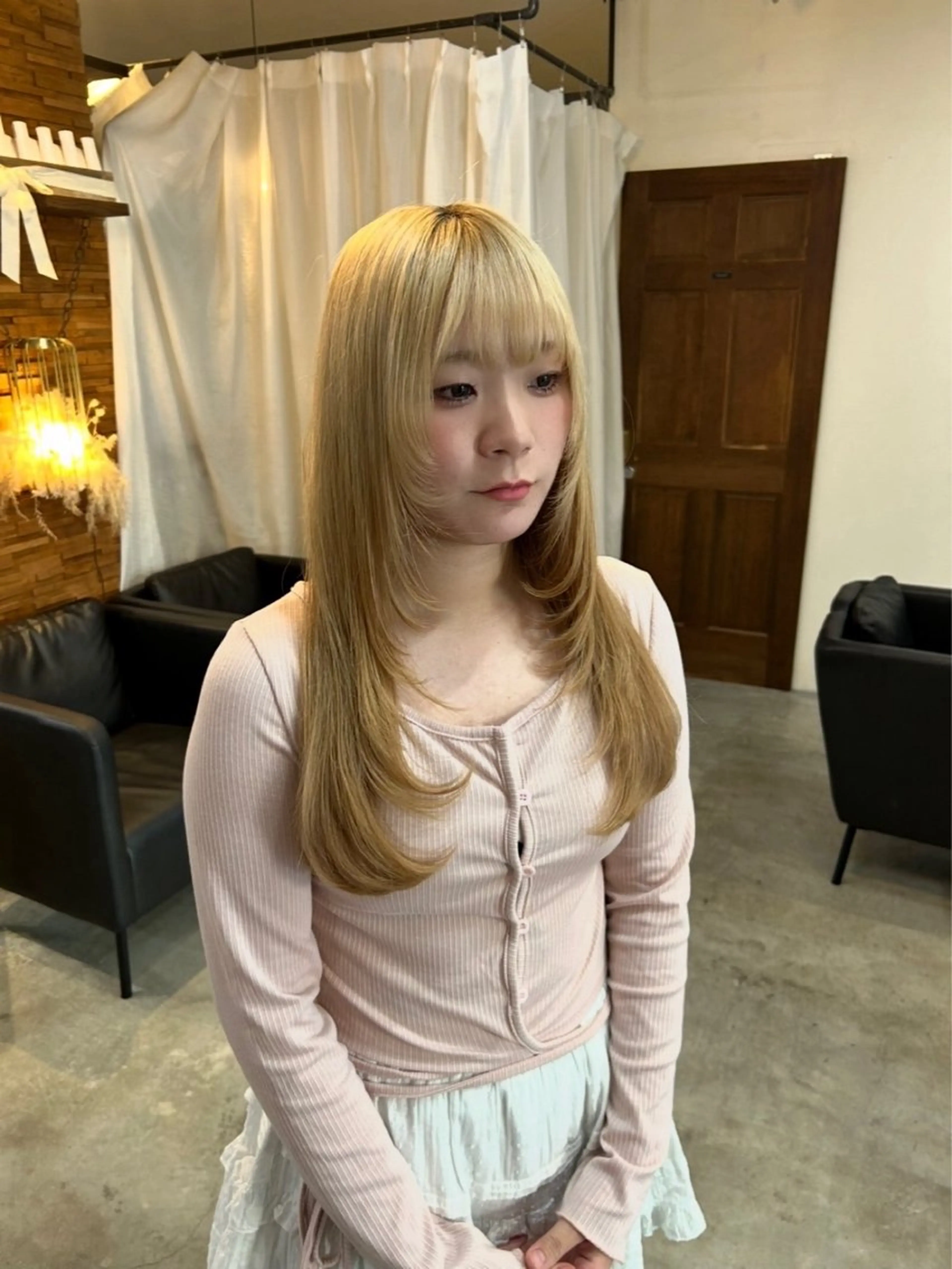 ロング 顔周りカット ハイレイヤー レイヤーカット カット 顔周りカット ピンク カラー♡りりのヘアスタイル