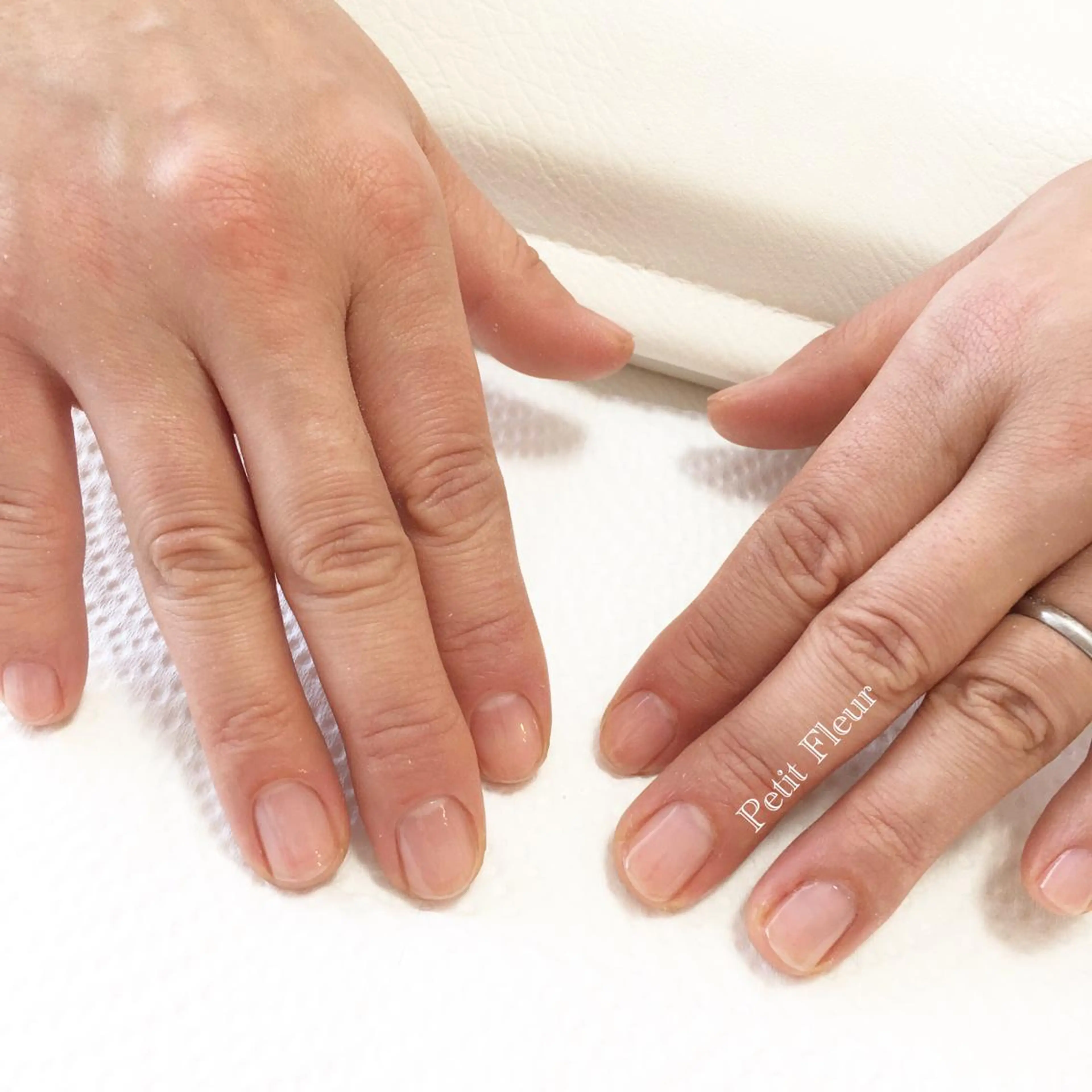 ネイル Petit Fleur所属・青柳 亜梨奈のマツエク・マツパデザイン