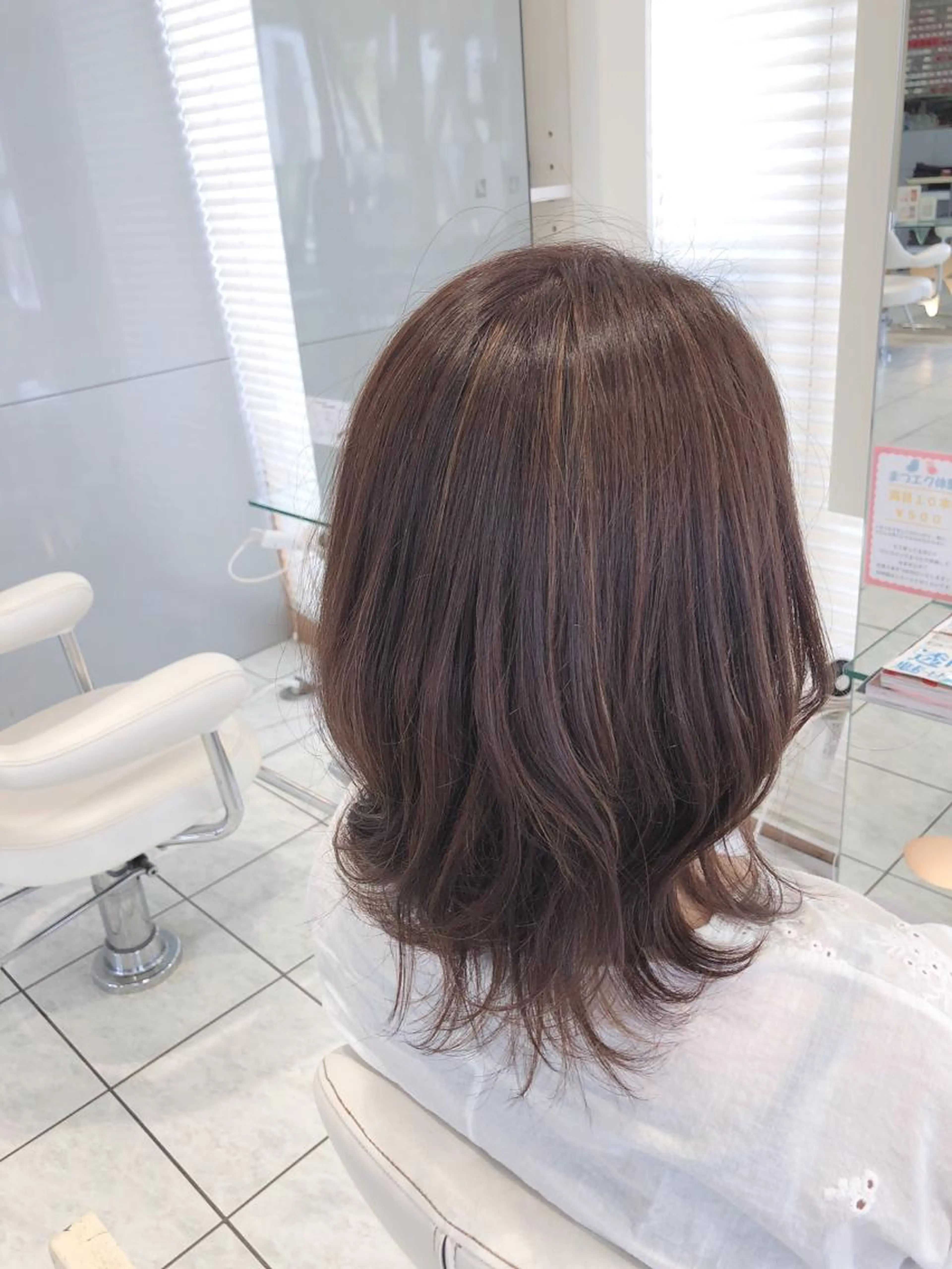 リタッチカラー（根元染め）¥7150→¥2750の写真