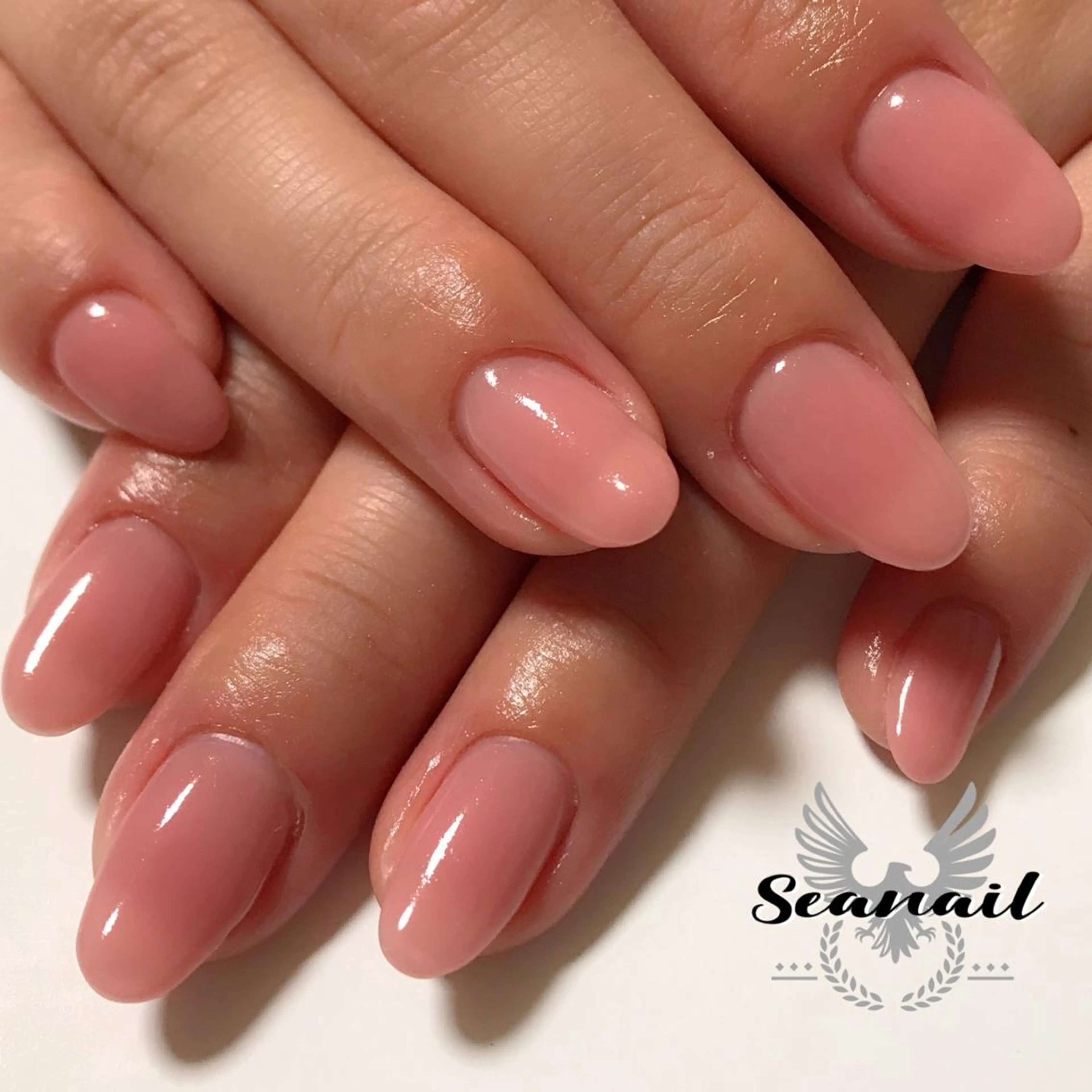 ネイル 小尾 栞のネイルデザイン