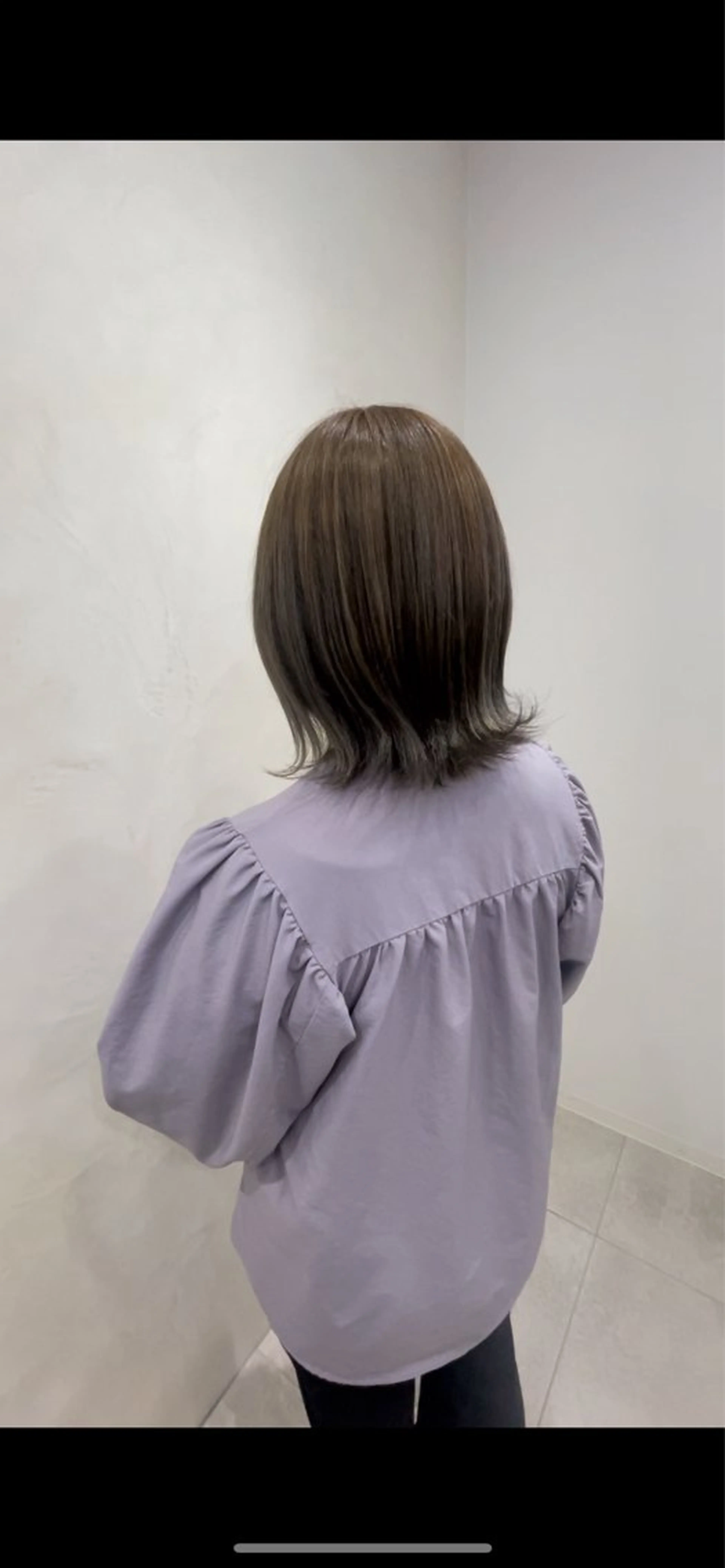 ショート ヘアカラー 尾形 日和のヘアスタイル