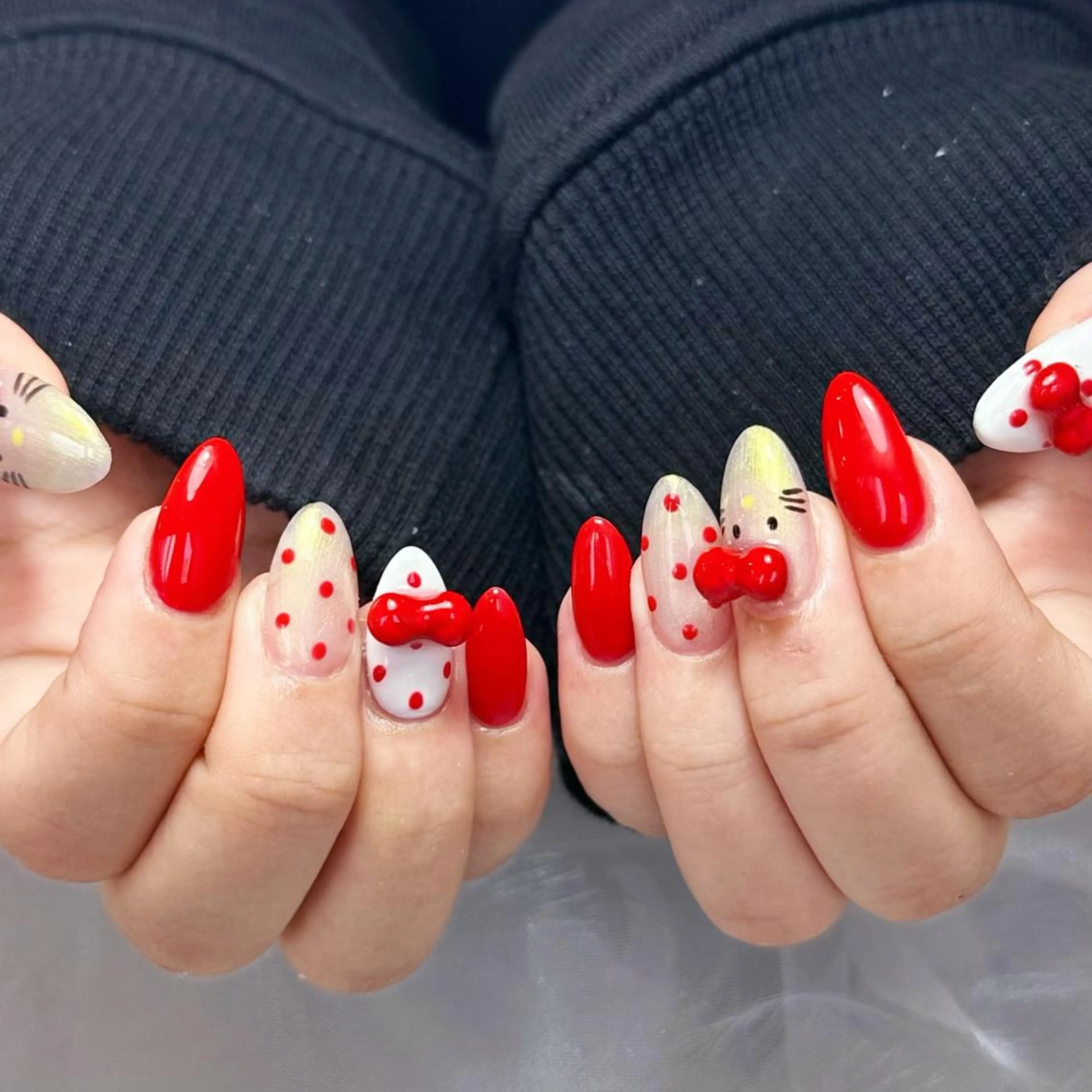 ネイル アートネイル オーロラネイル ガーリー キラキラネイル マグネットネイル ハンドネイル DIAMOND 💅のネイルデザイン