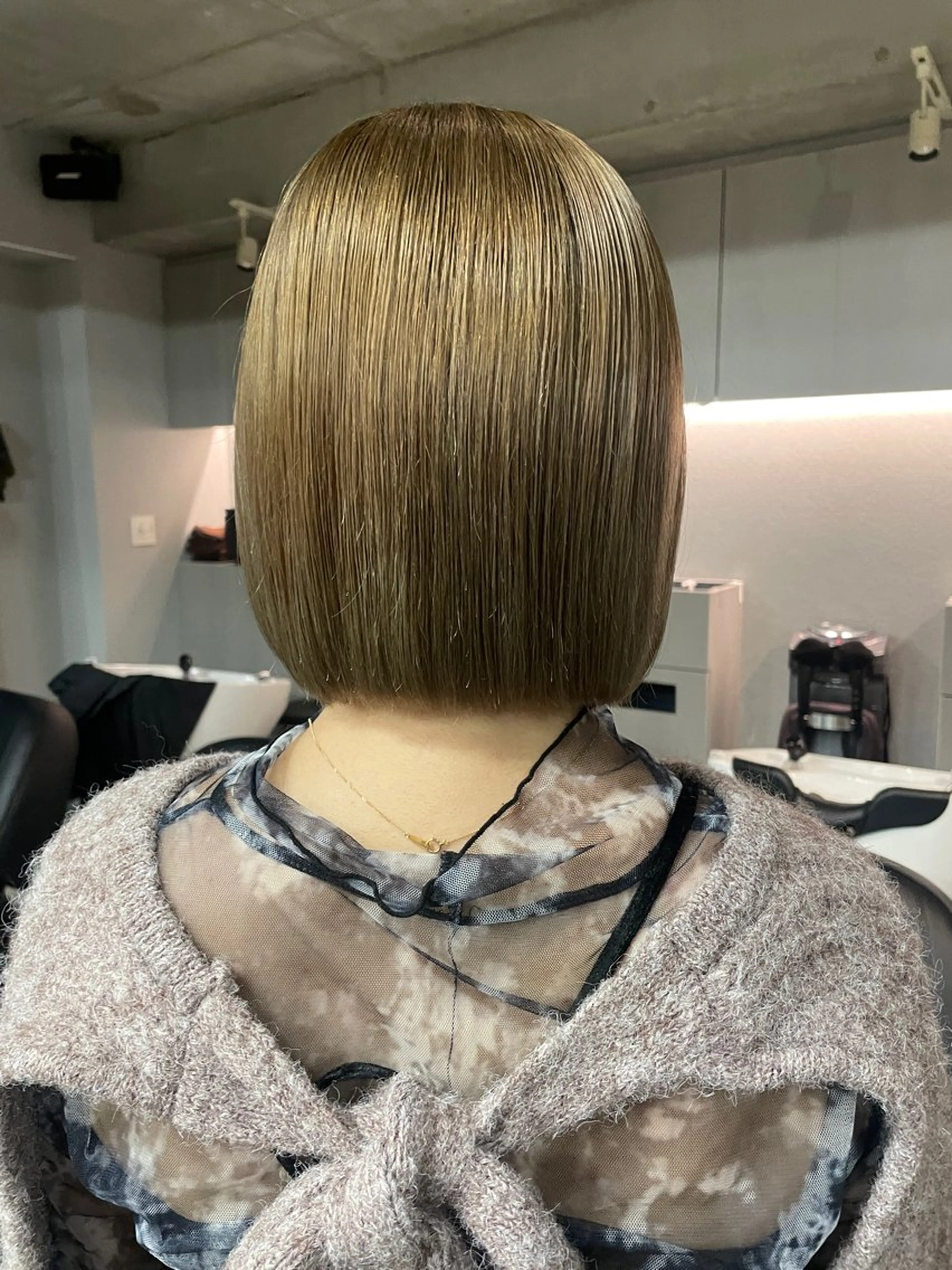 ミディアム カラー カット ヘアカラー トリートメント 表参道/髪質改善・ 透明感 colorのヘアスタイル