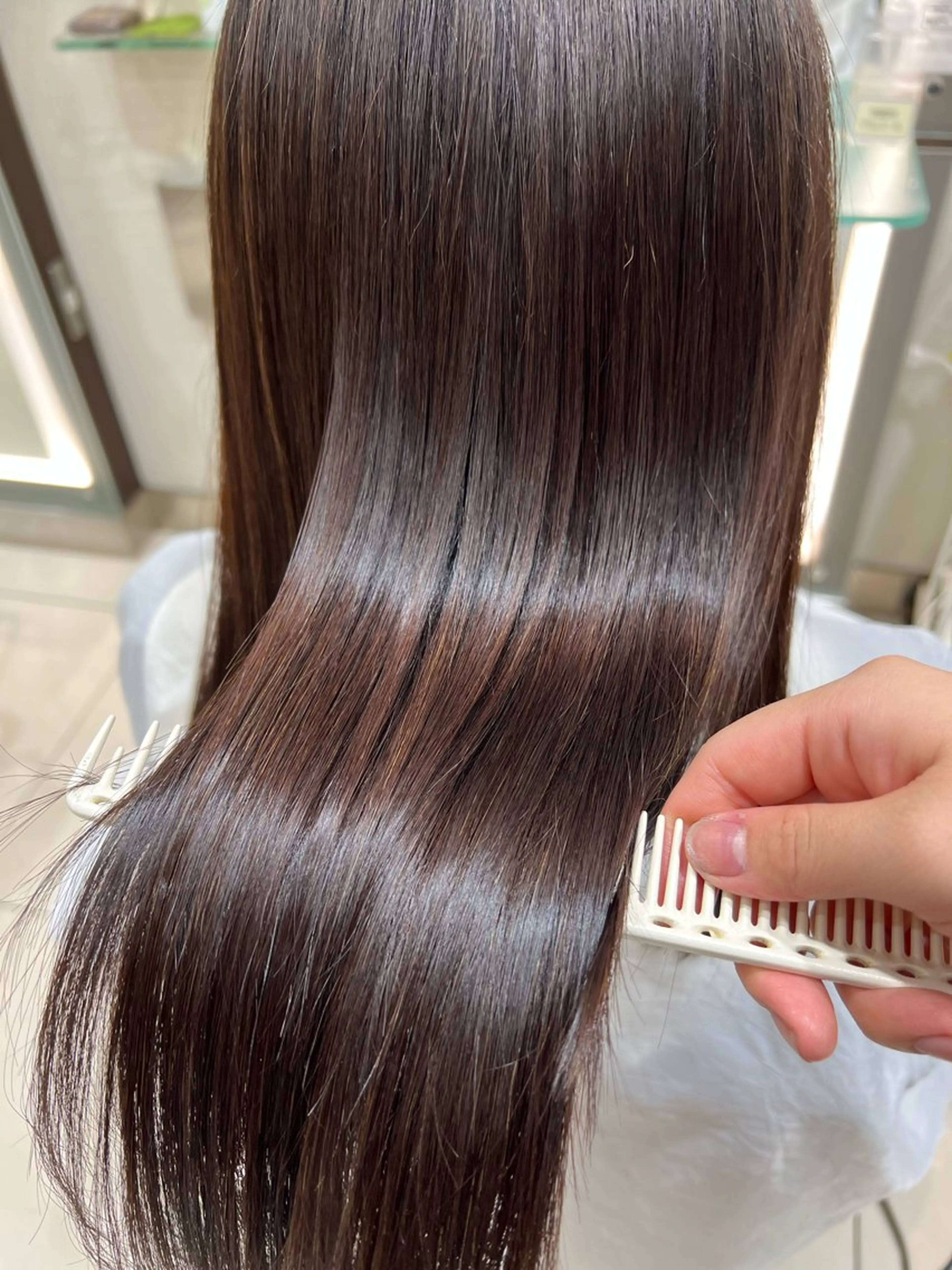 ロング パーマ 髪質改善 縮毛矯正 トリートメント ストレートパーマ ヘアカラー トリートメント ヘッドスパ ✨髪質改善矯正× ブリーチ✨YU-KIのヘアスタイル