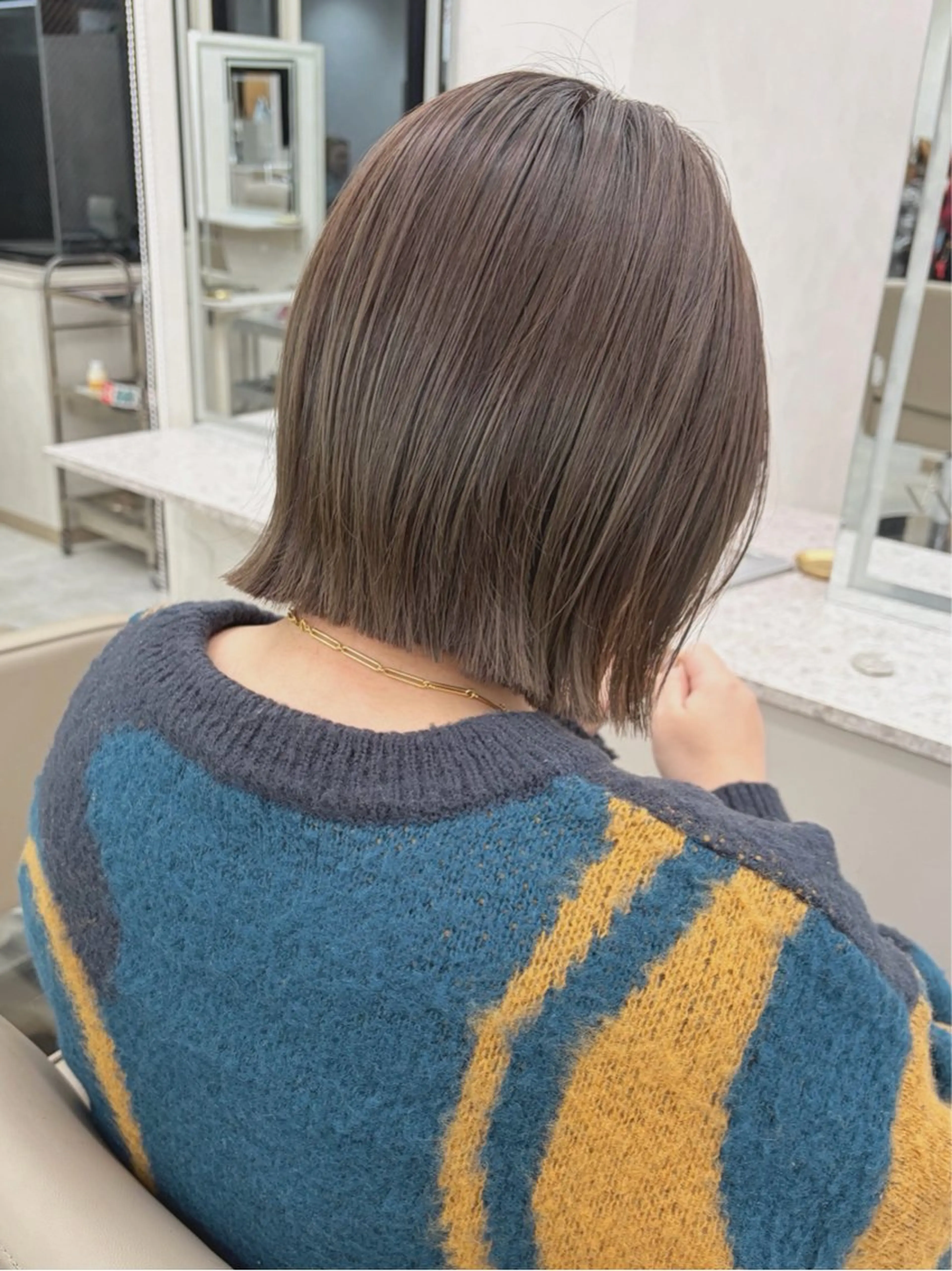 切りっぱなしボブカット＋縮毛矯正＋内部補修トリートメントの写真