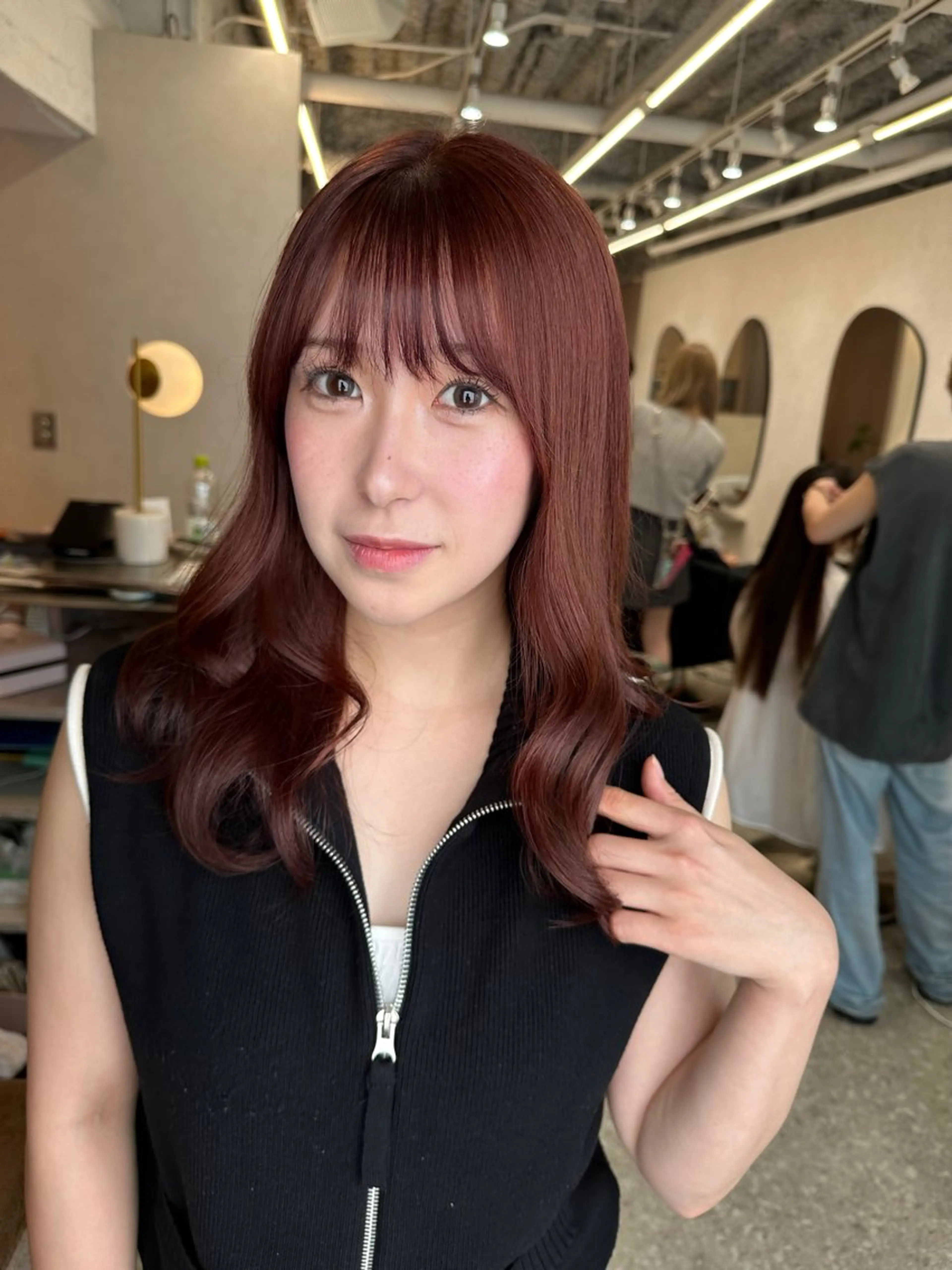 セミロング シールエクステ エクステ 顔周りカット 髪質改善 韓国風ヘア カット ヘアカラー トリートメント 新宿/韓国レイヤー/ 髪質改善/佐藤航のヘアスタイル