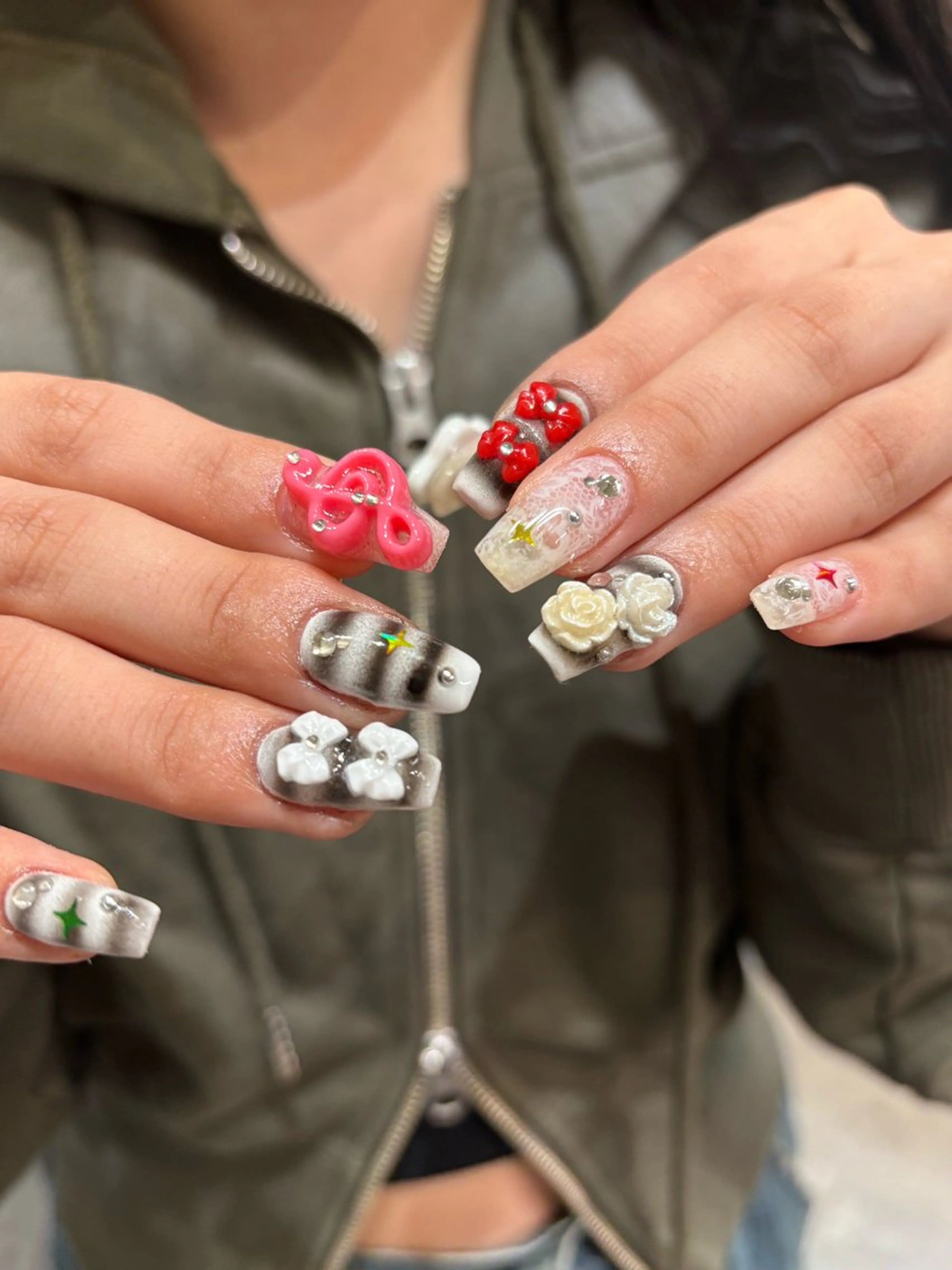 ネイル 8113 海外/y2k/韓国のネイルデザイン