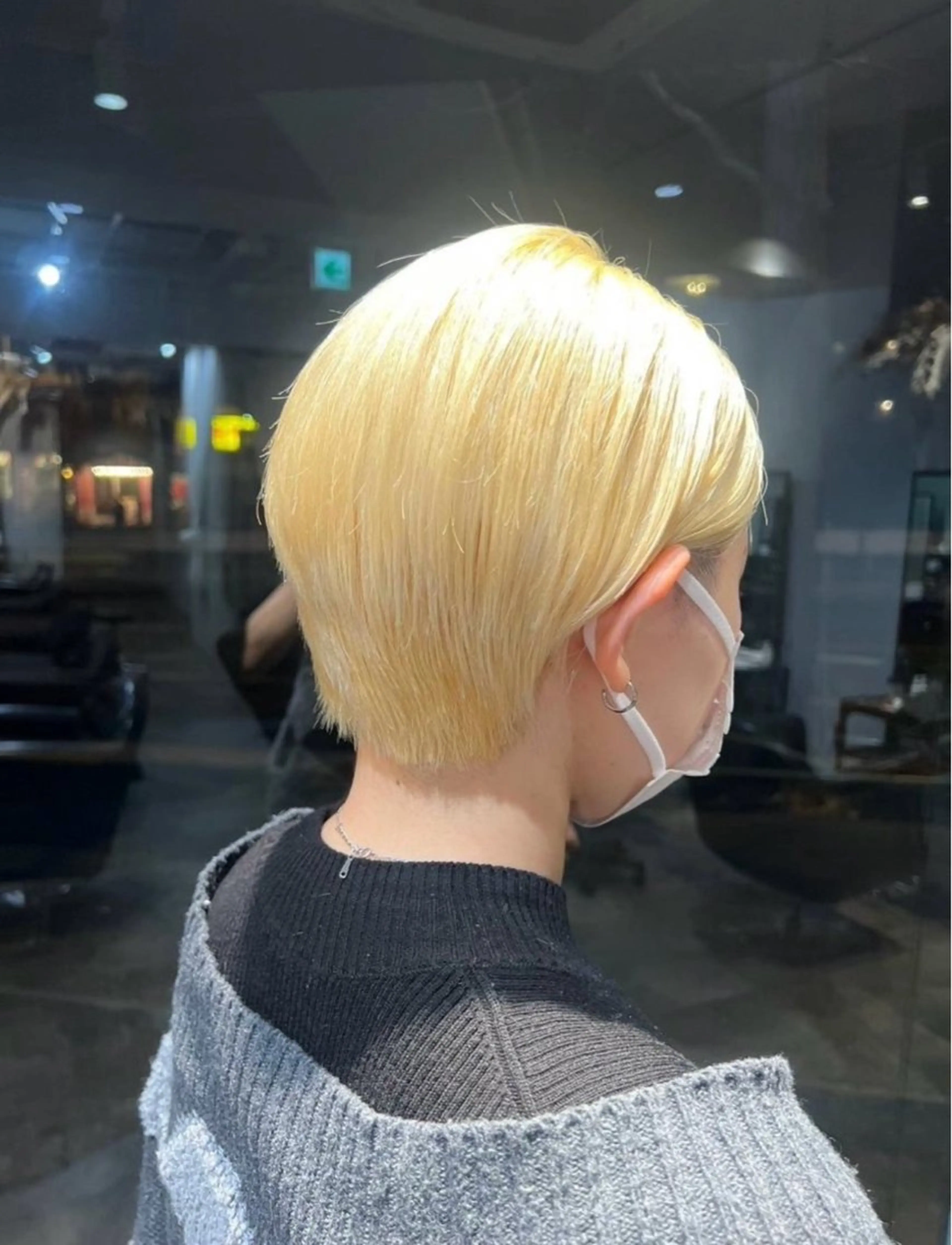 ショート ヘアカラー 韓国×艶ハイトーンが ✨絶対可愛い✨七夏海のヘアスタイル