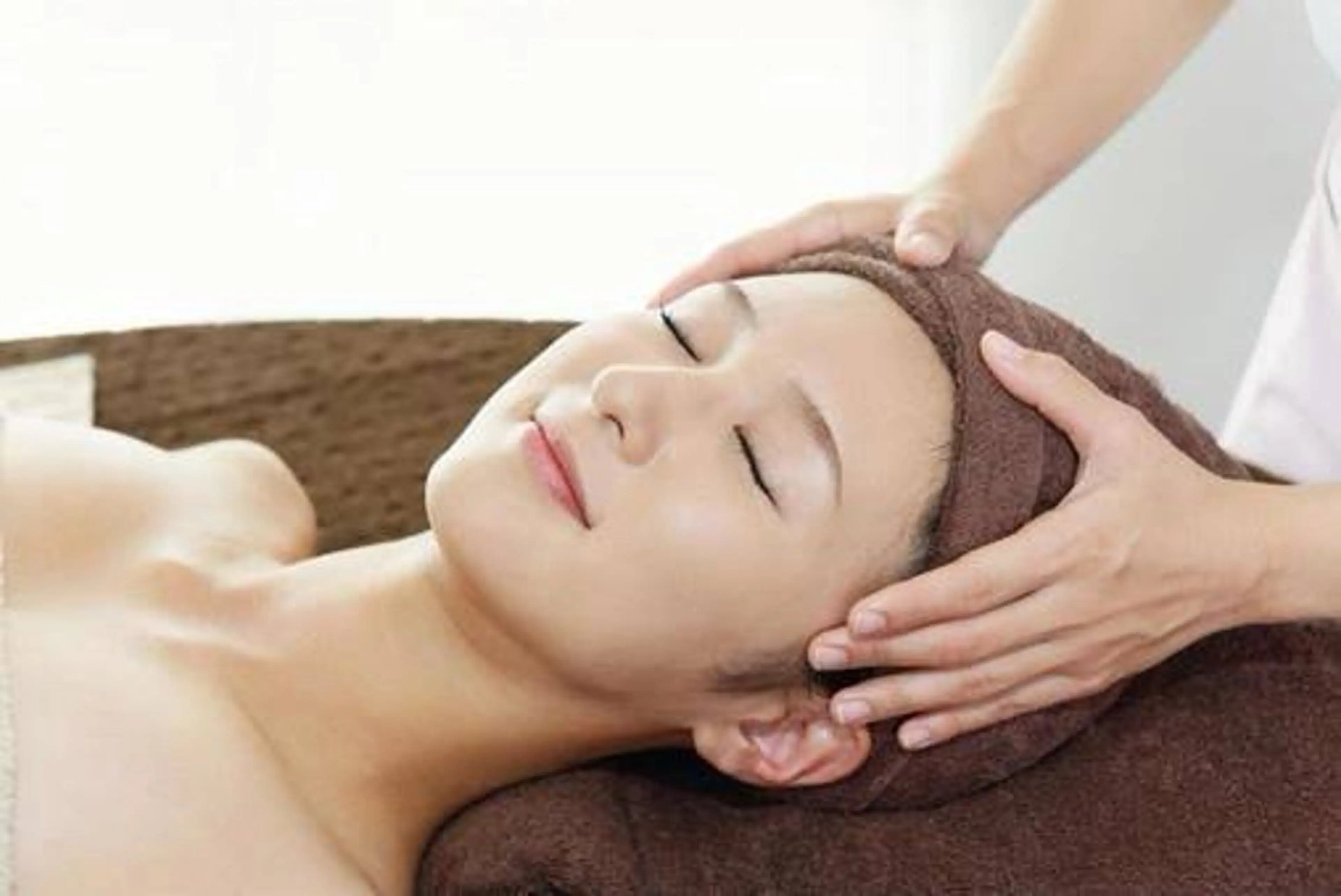 【毛穴すっきり＆引き締め】毛穴ケア＋ハーブピーリング　¥15000の写真